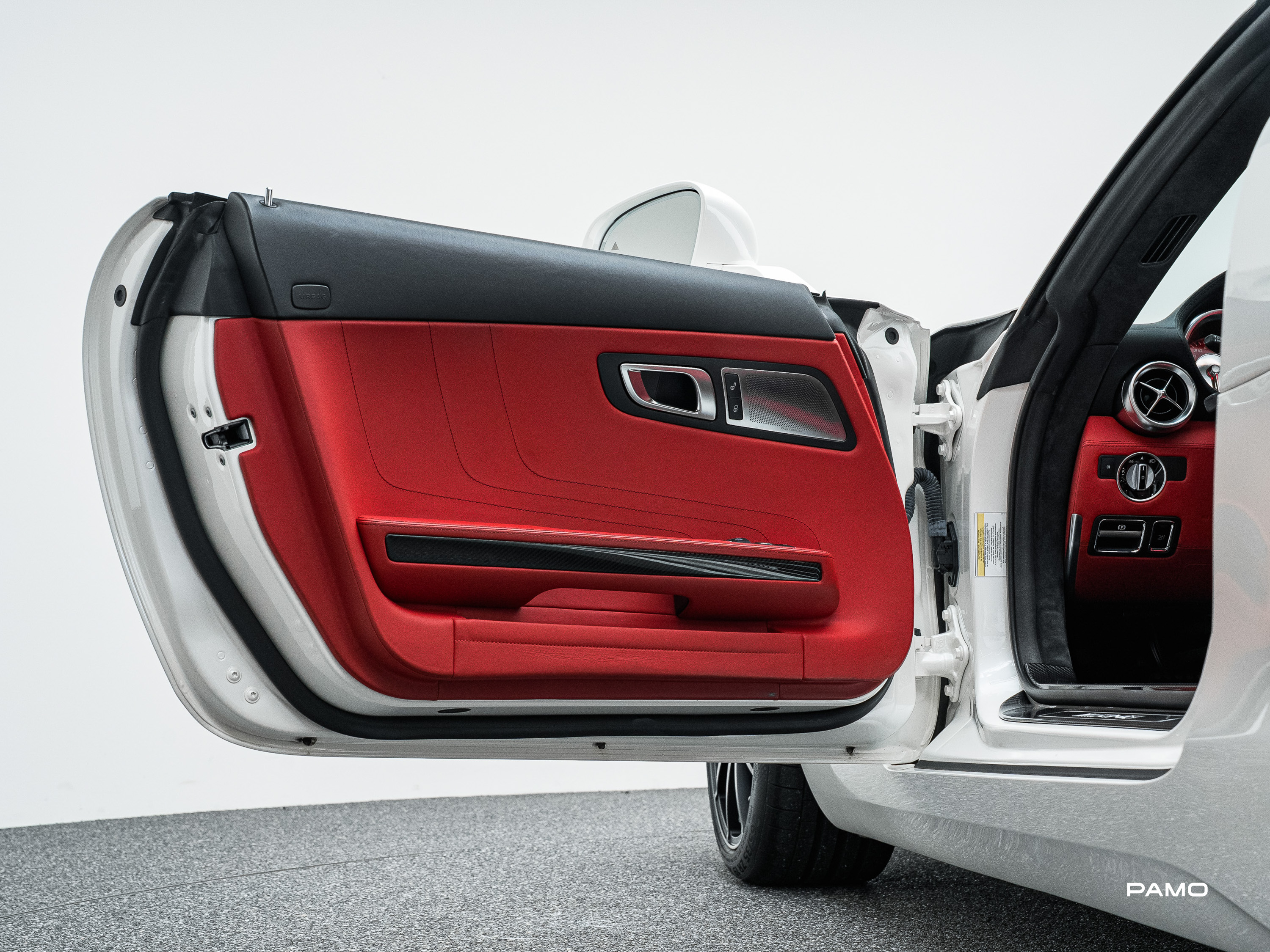 1271_Mercedes_SLS_AMG_Cabrio-42.jpg