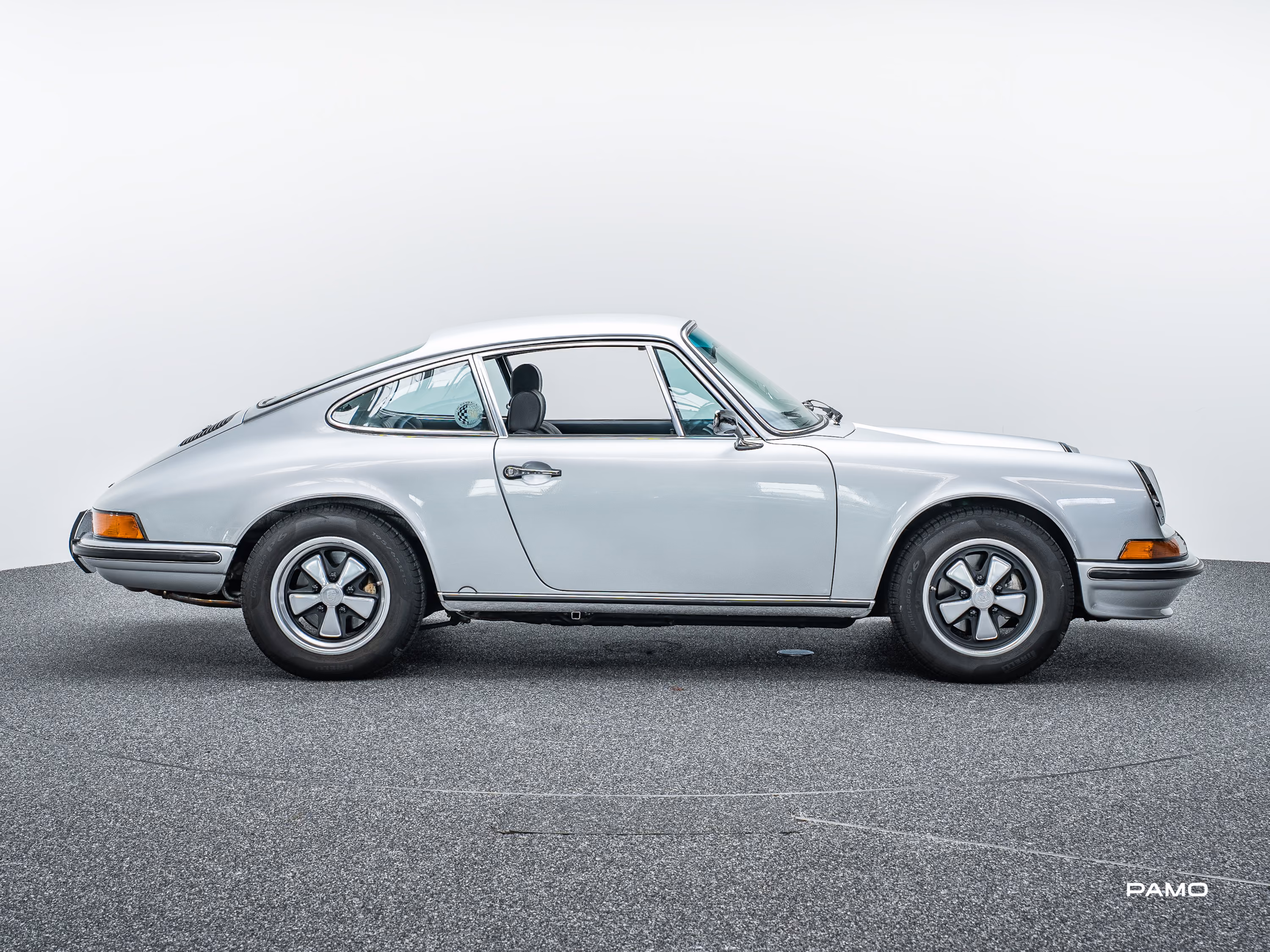 1327_Porsche 911 S-8.jpg