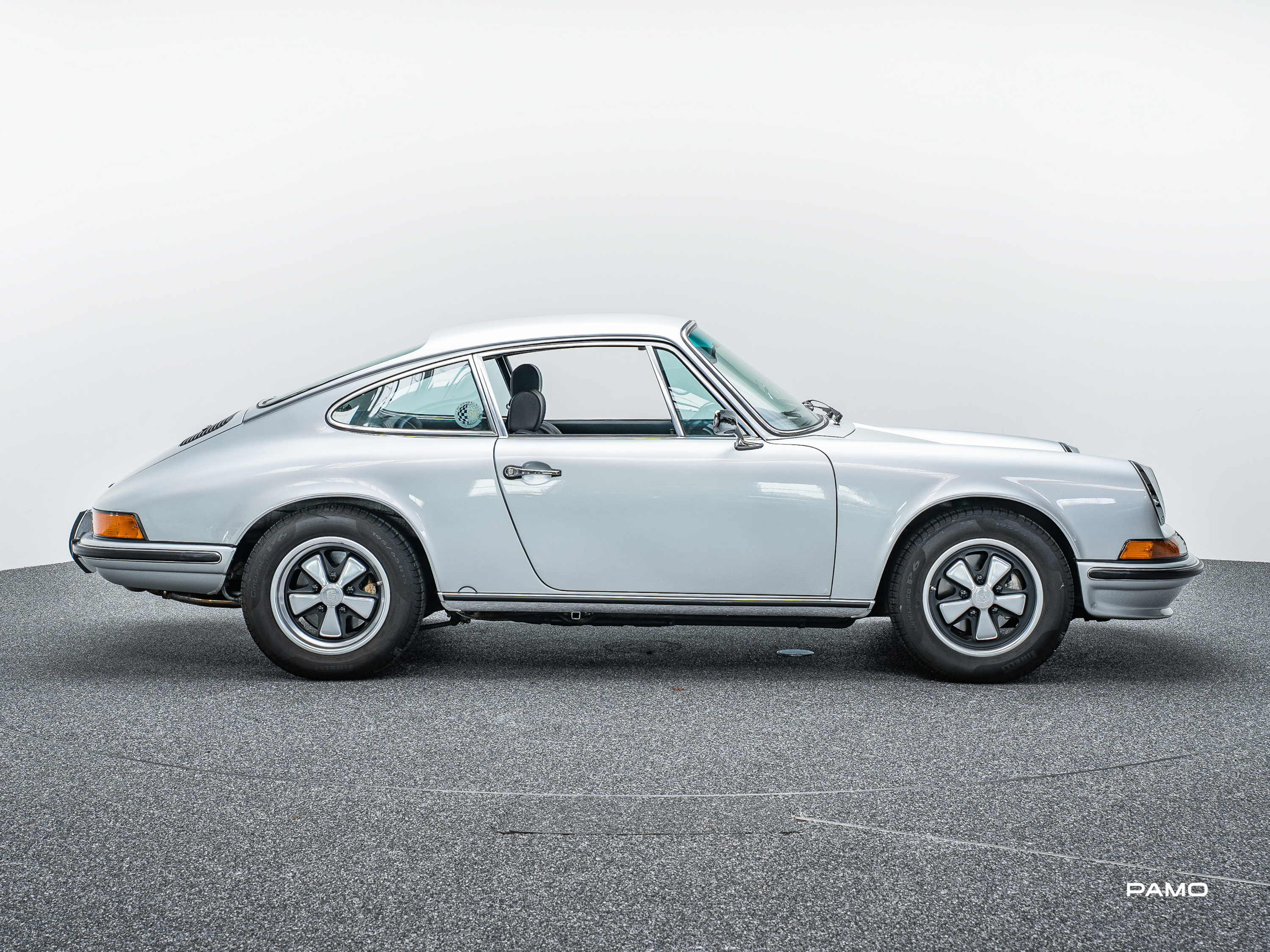 1327_Porsche 911 S-8.jpg