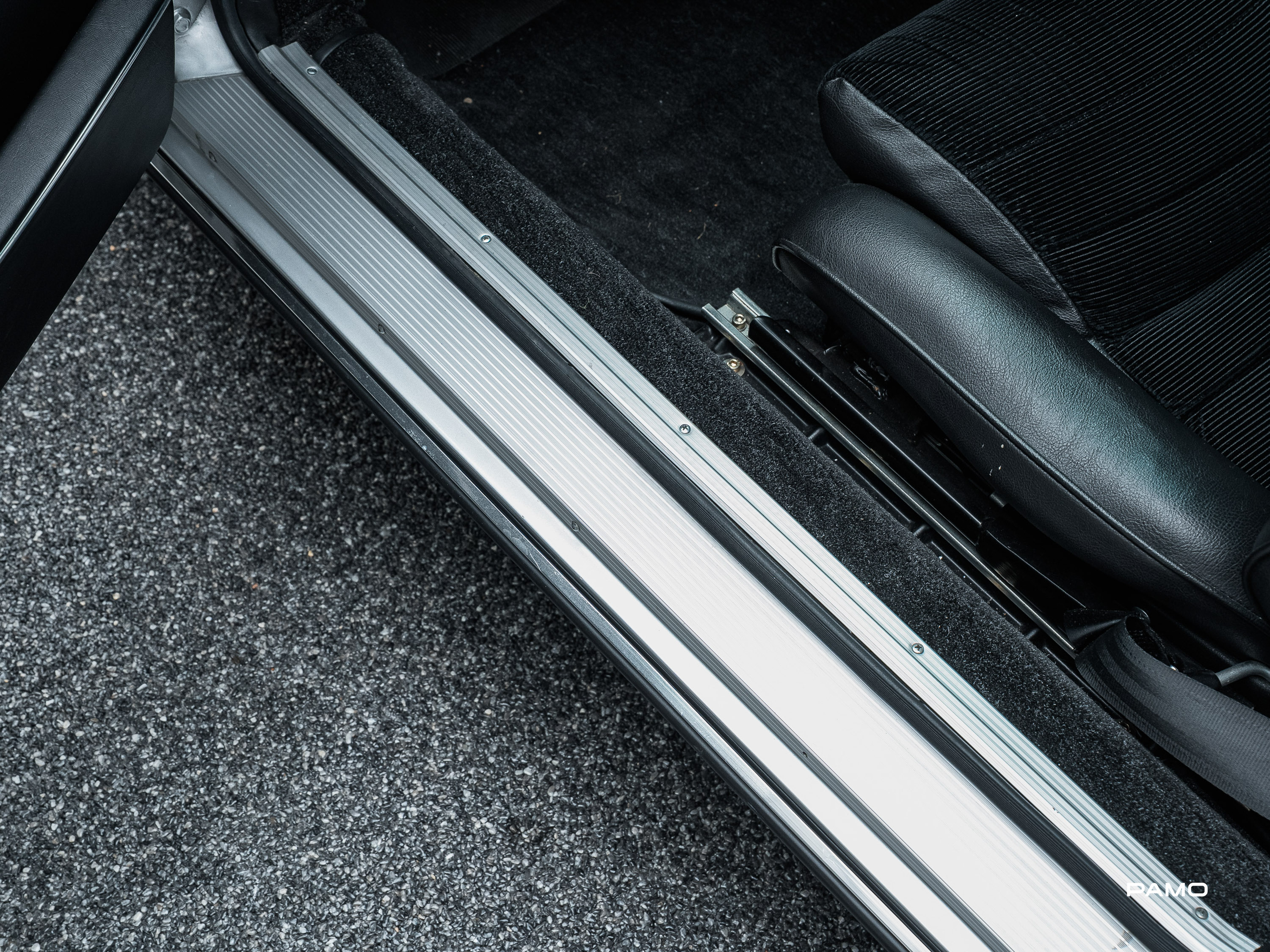 1327_Porsche 911 S-30.jpg