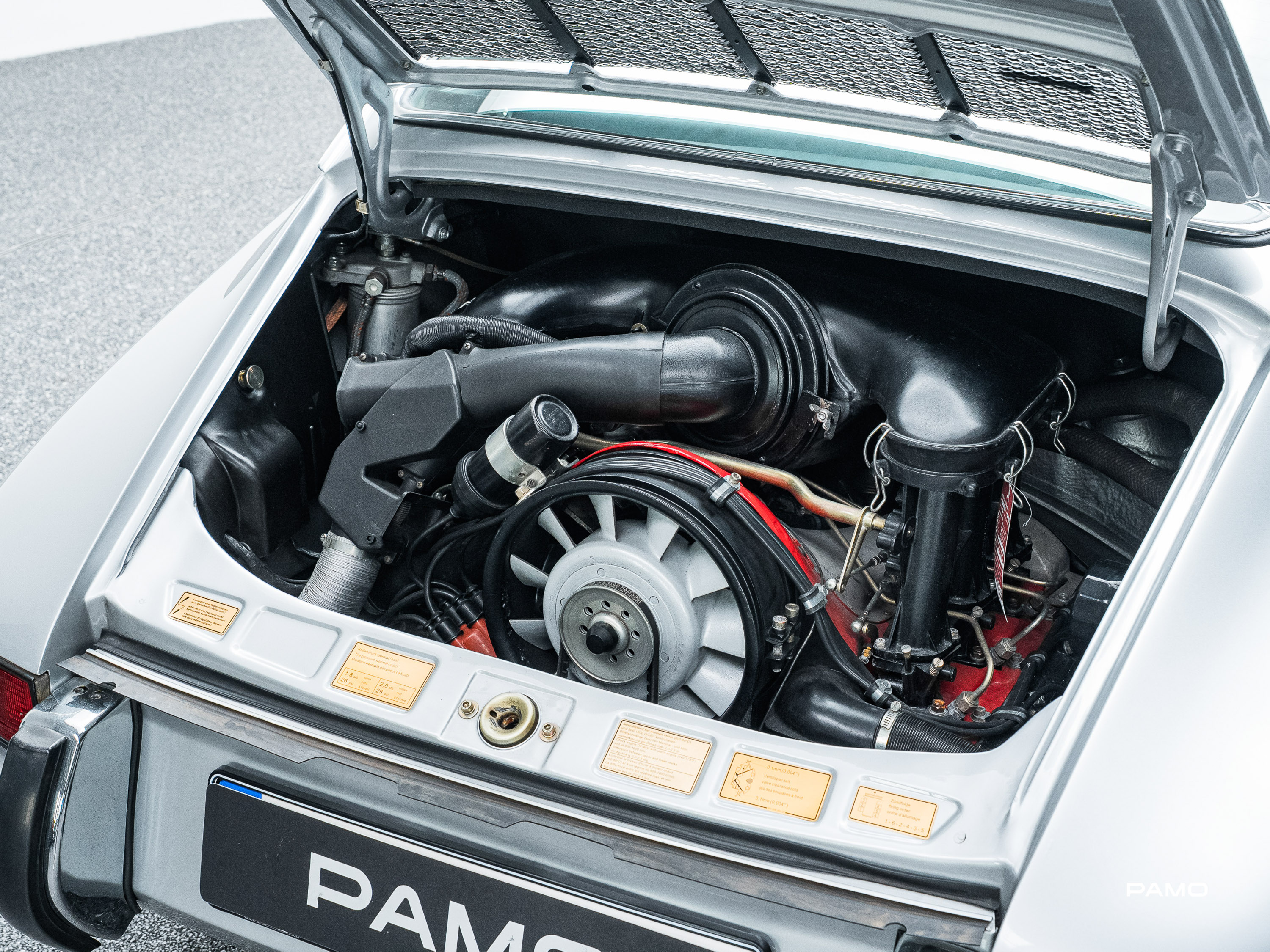 1327_Porsche 911 S-32.jpg