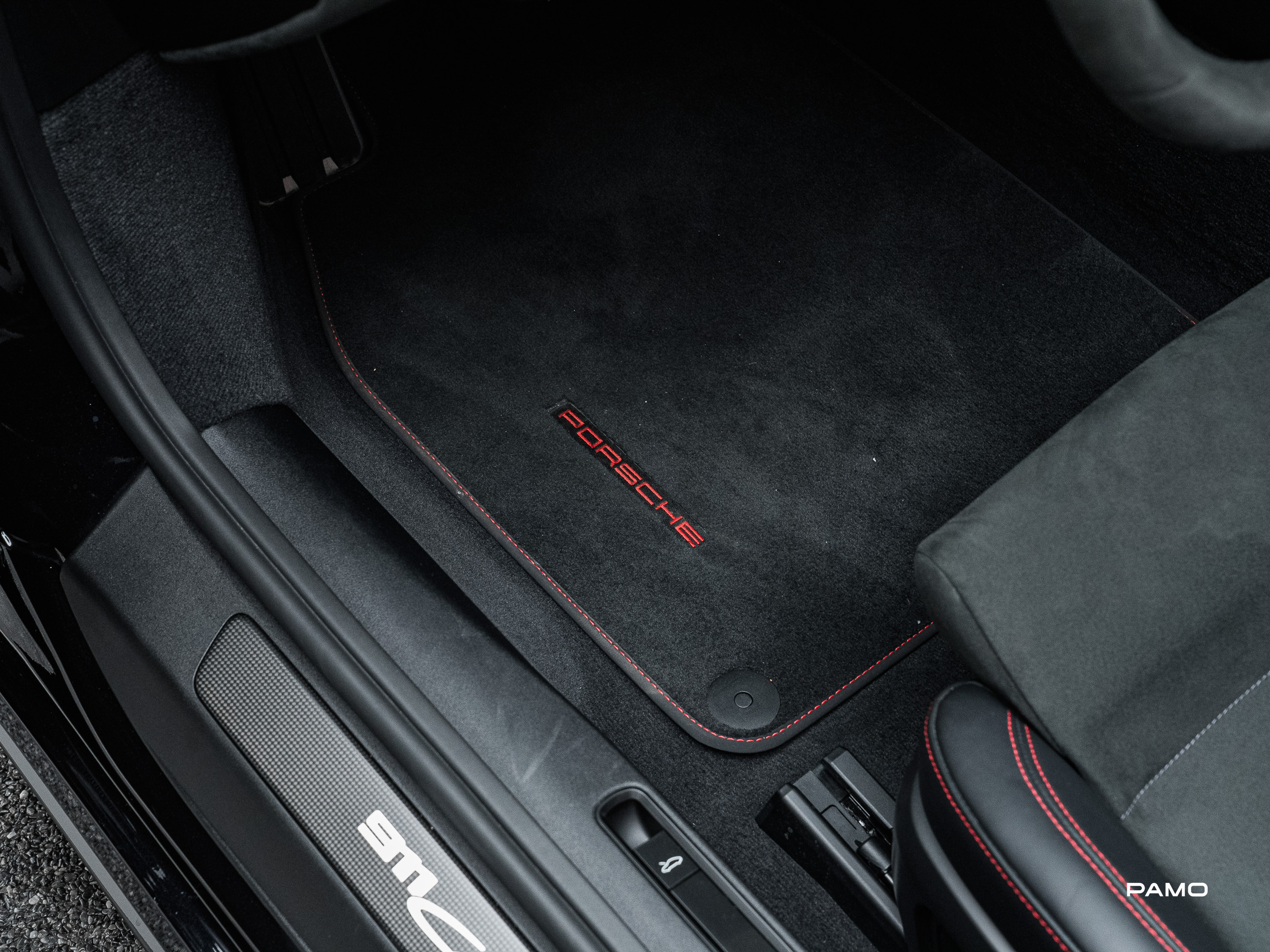 1334_Porsche_992_Cabrio_GTS-5.jpg