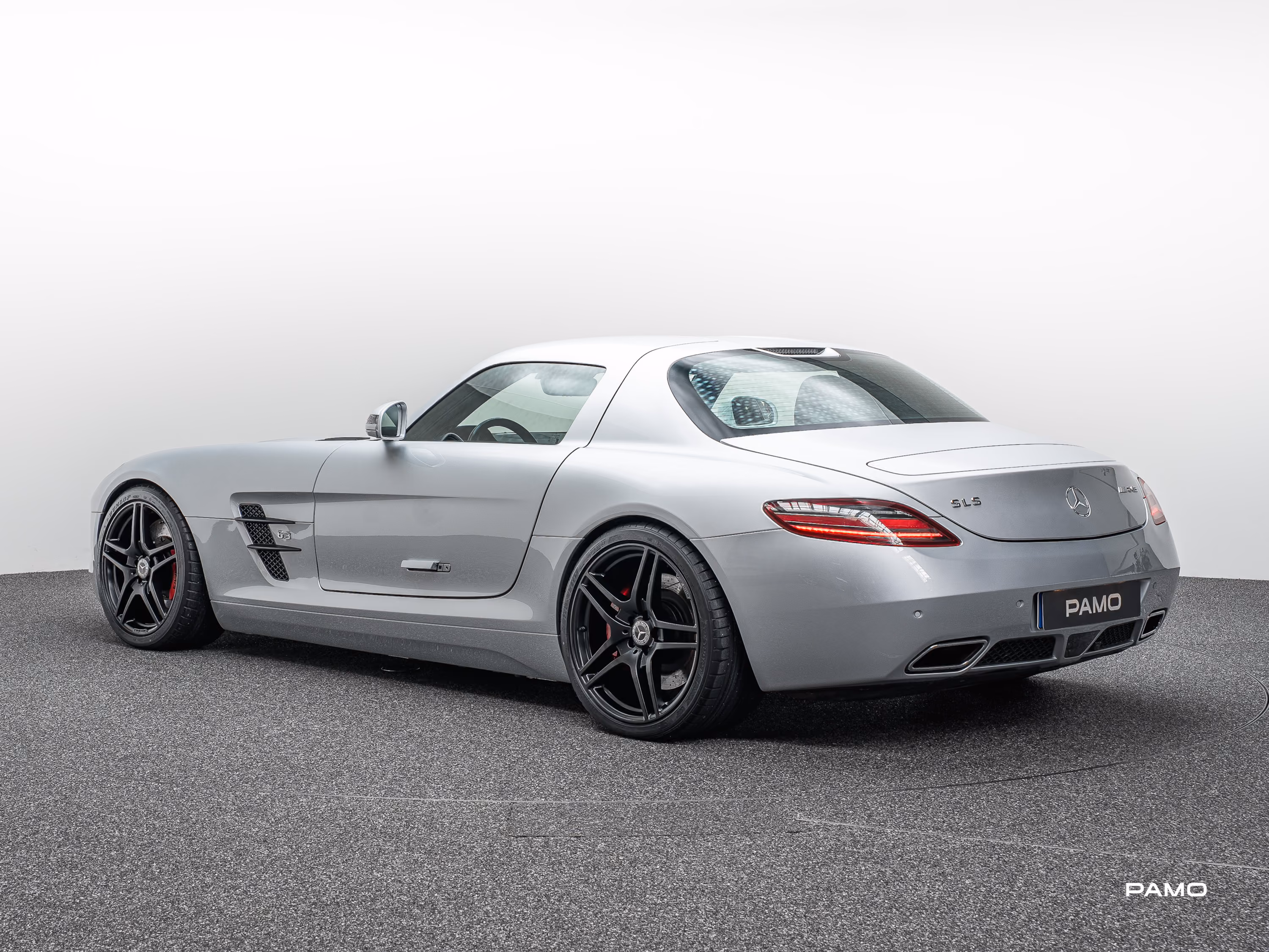 1185_Mercedes_SLS_AMG-5.jpg
