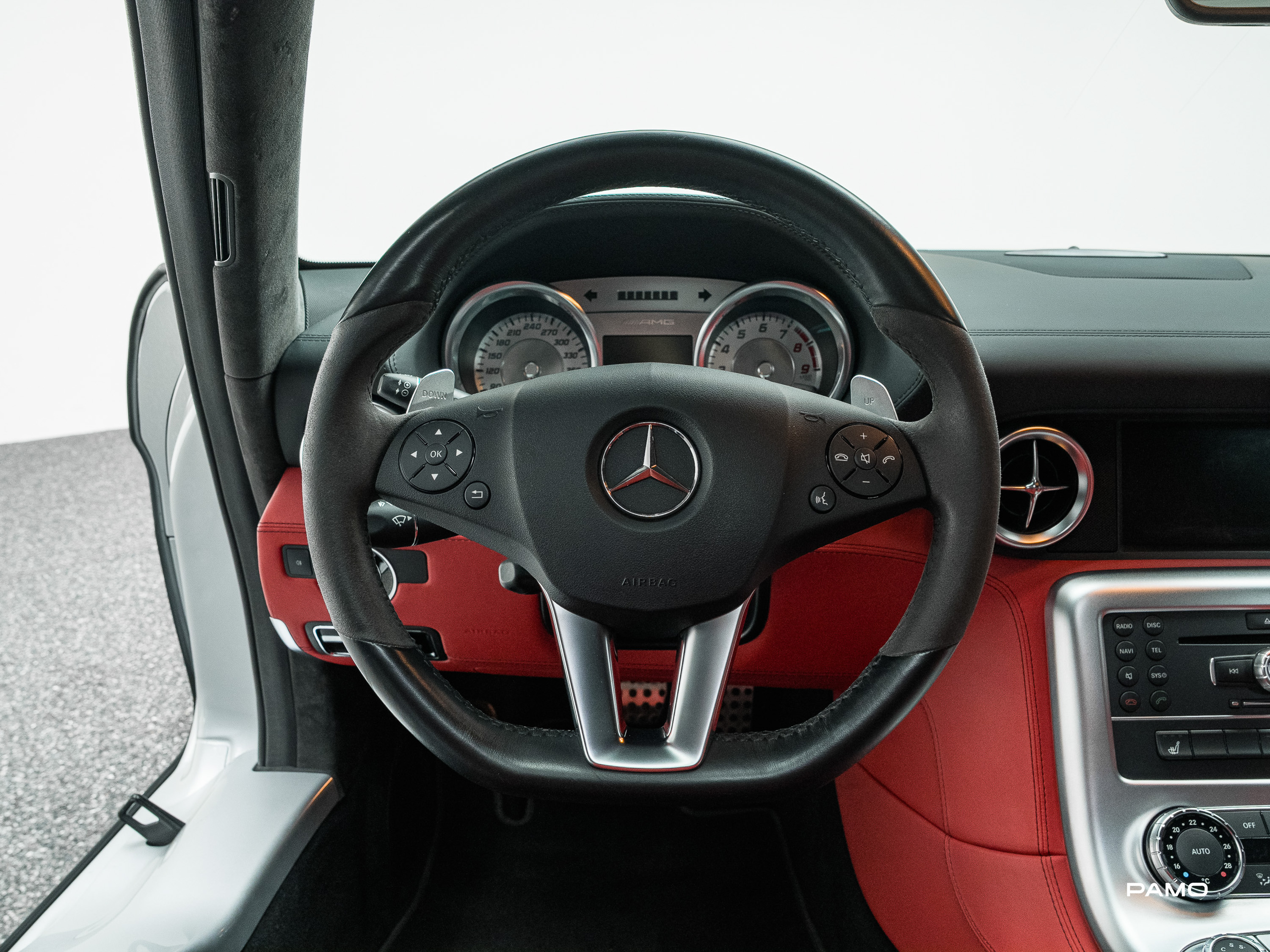 1185_Mercedes_SLS_AMG-29.jpg