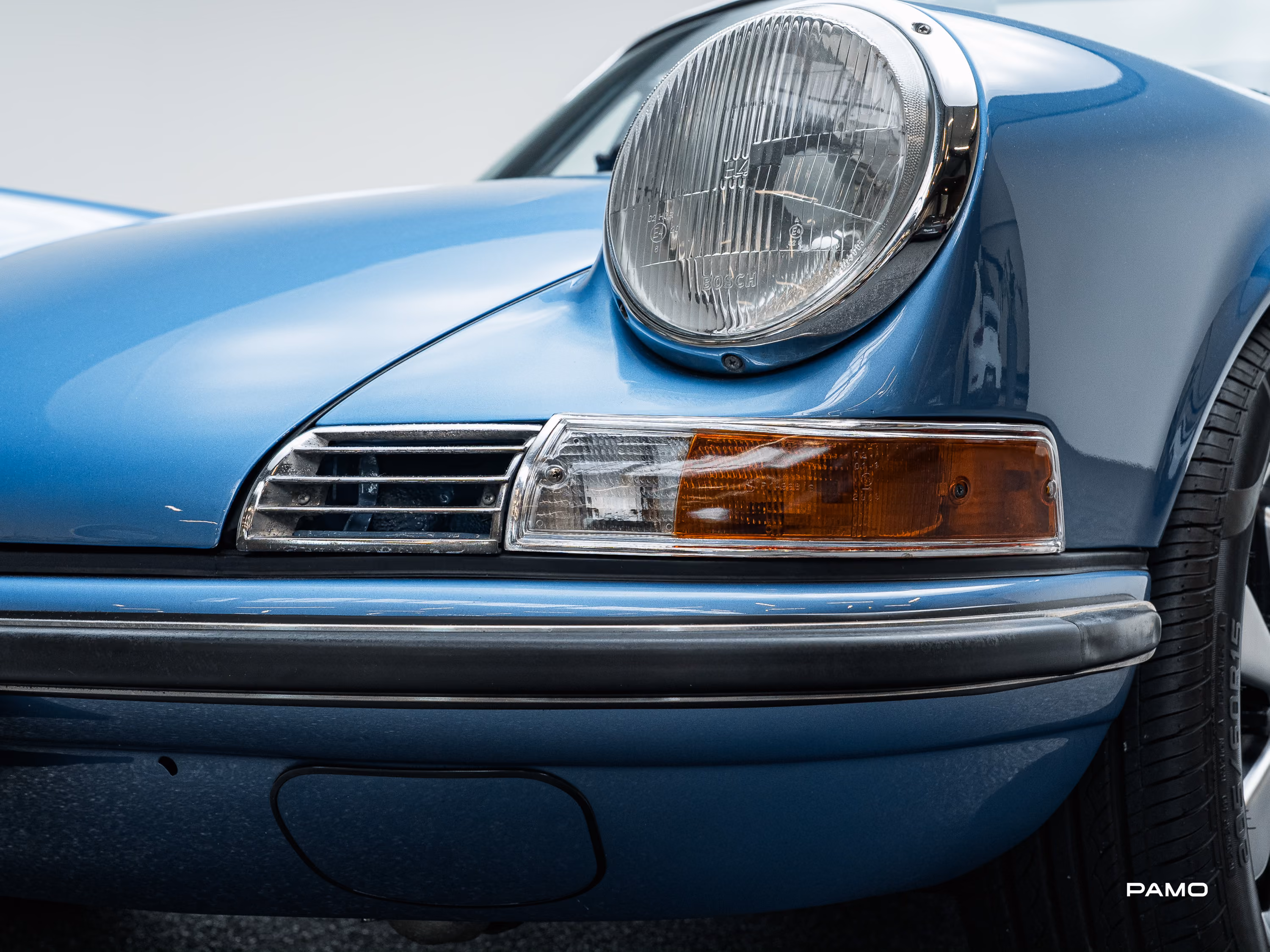 000_Porsche_blauer_Targa-12.jpg