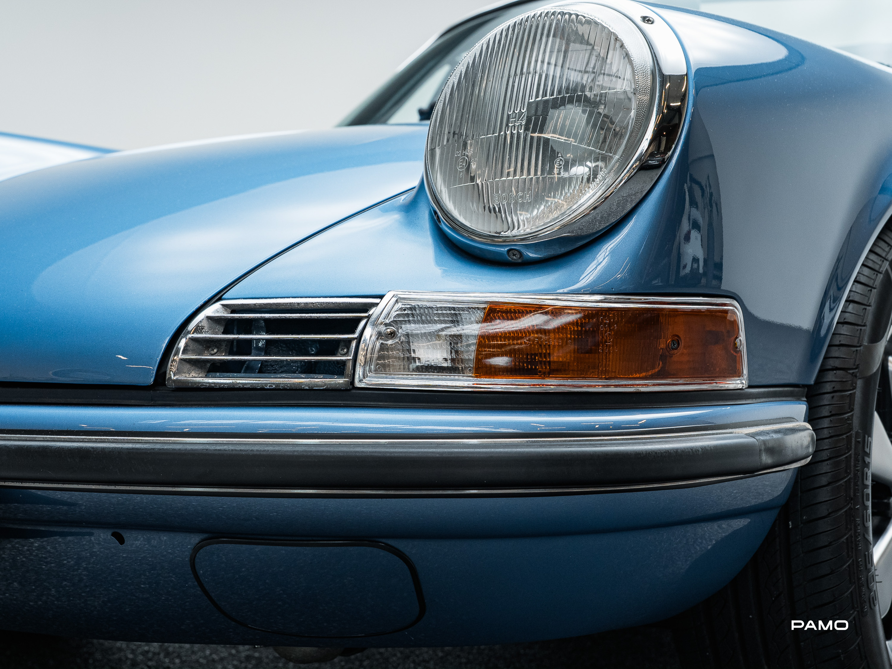 000_Porsche_blauer_Targa-12.jpg