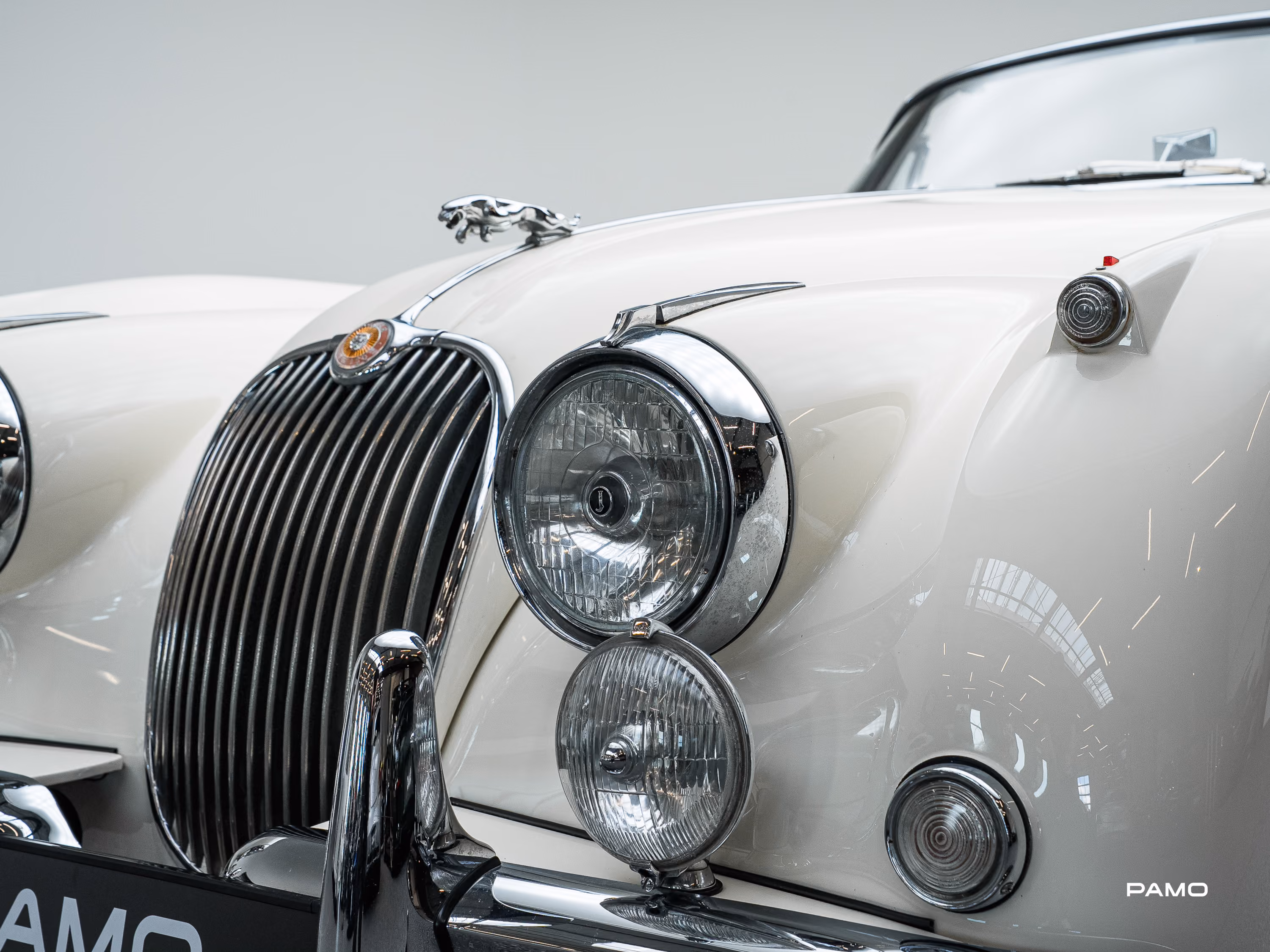 1236 _Jaguar XK 150 DHC-11.jpg