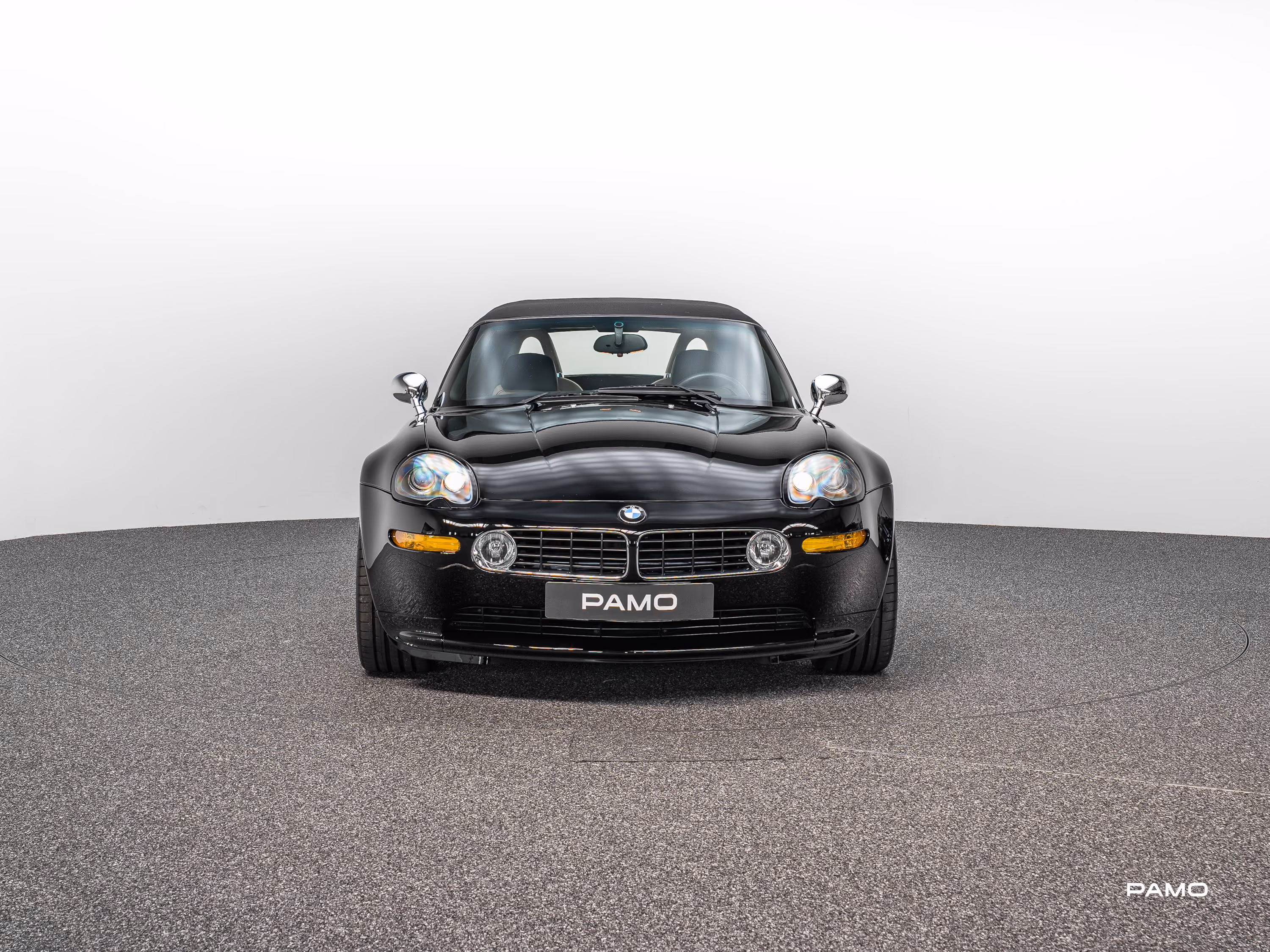 000_BMW_Z8-3.jpg