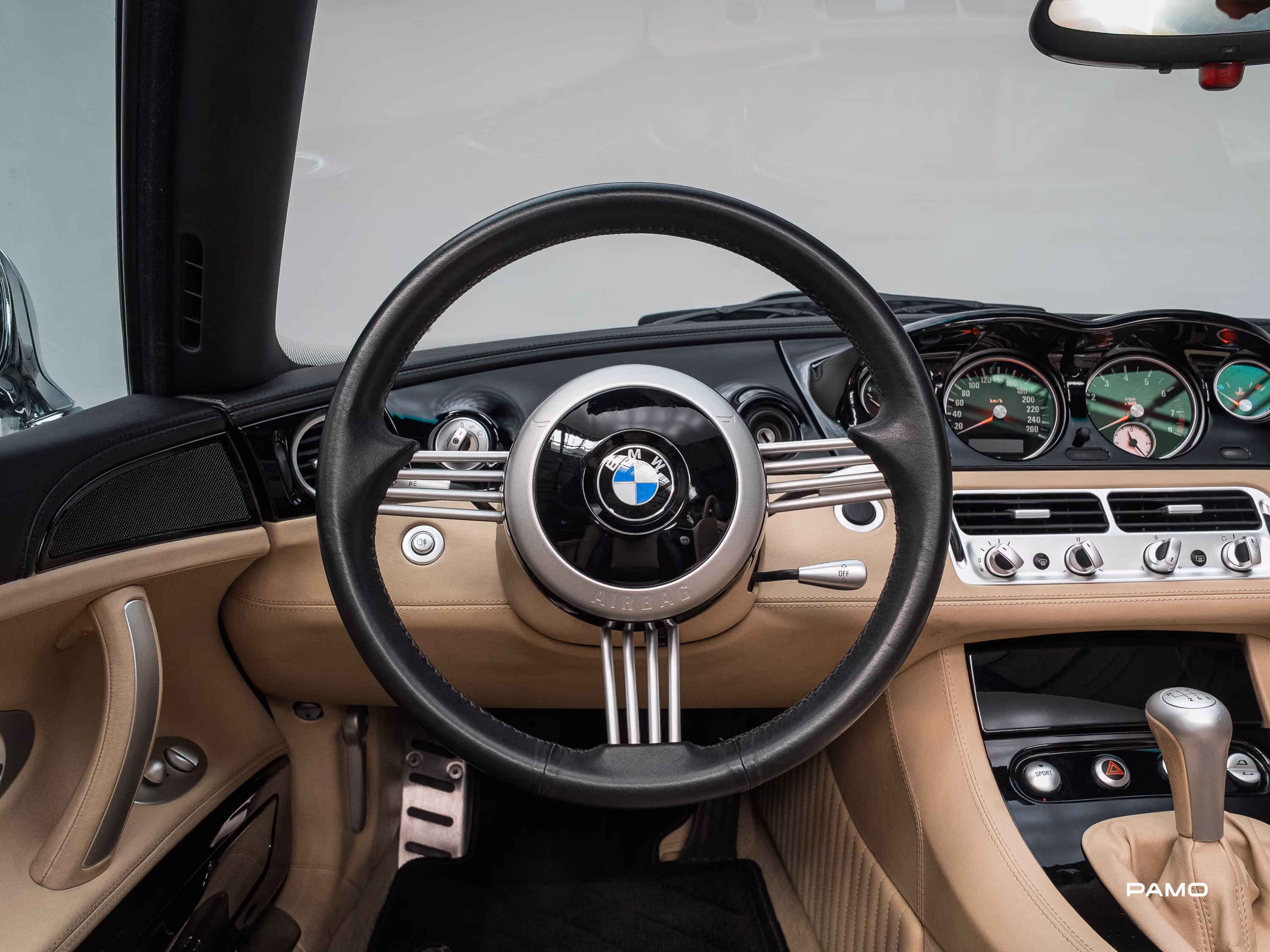 000_BMW_Z8-33.jpg