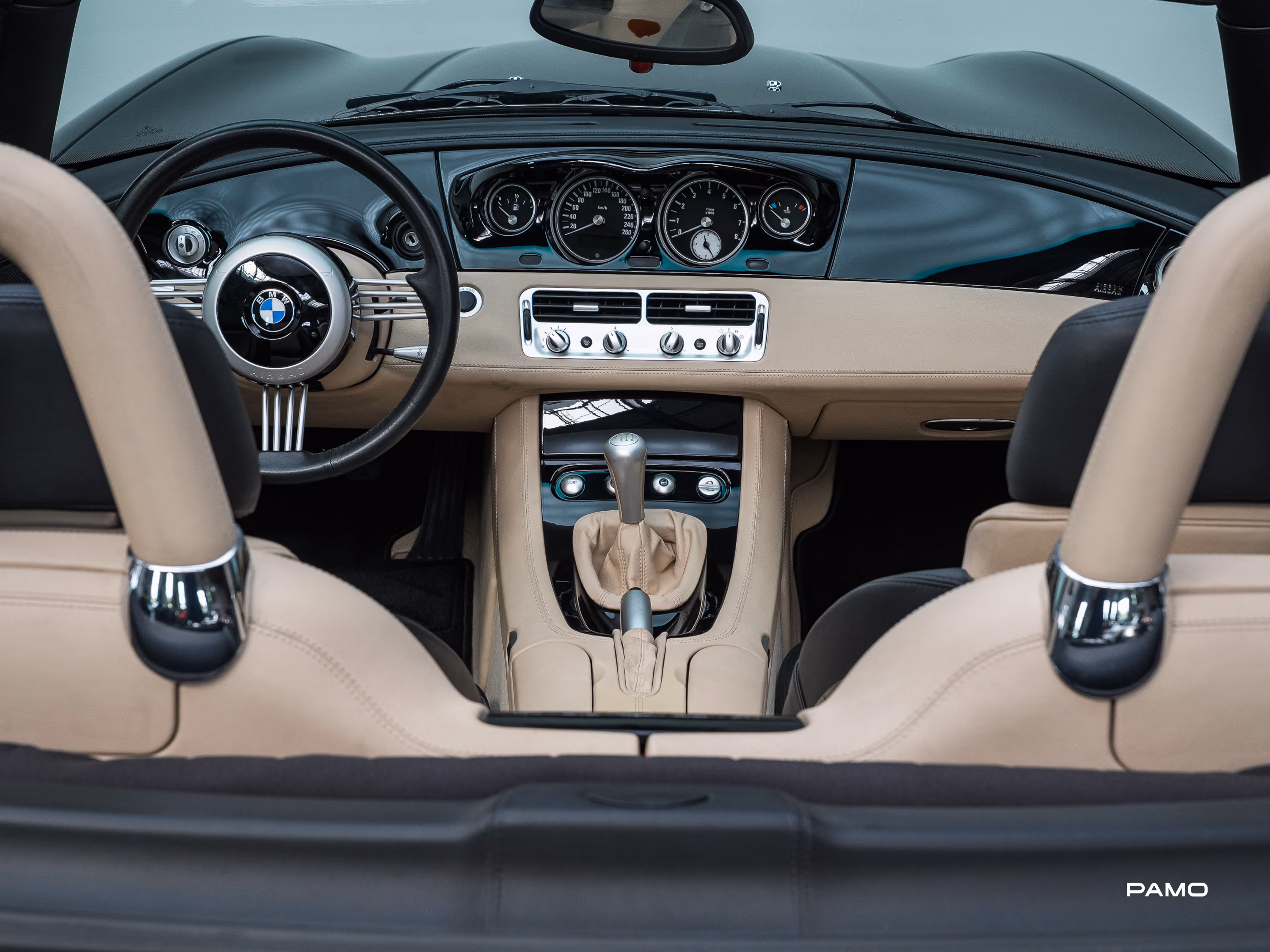 000_BMW_Z8-34.jpg