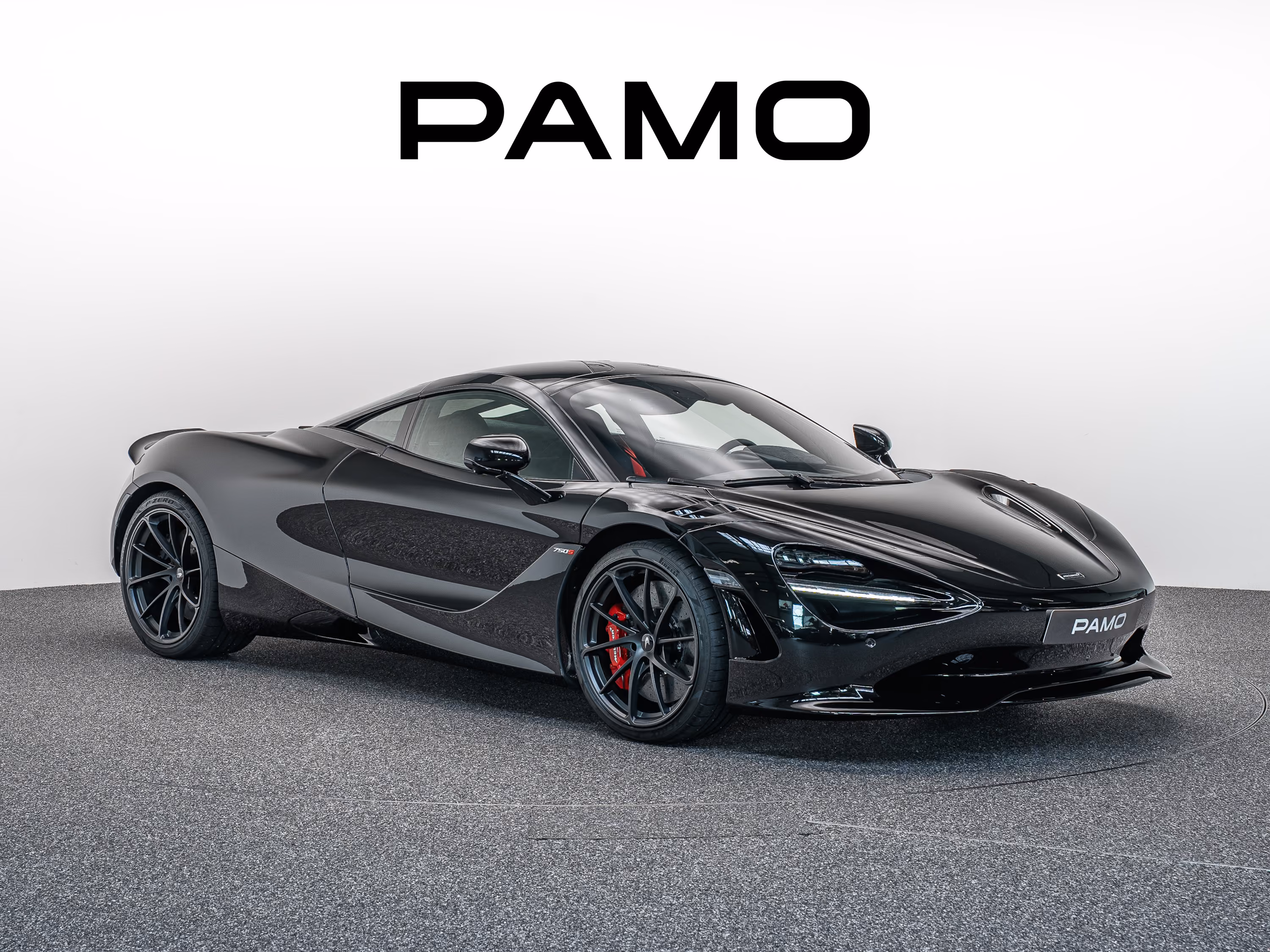 1067_McLaren_750s-1.jpg