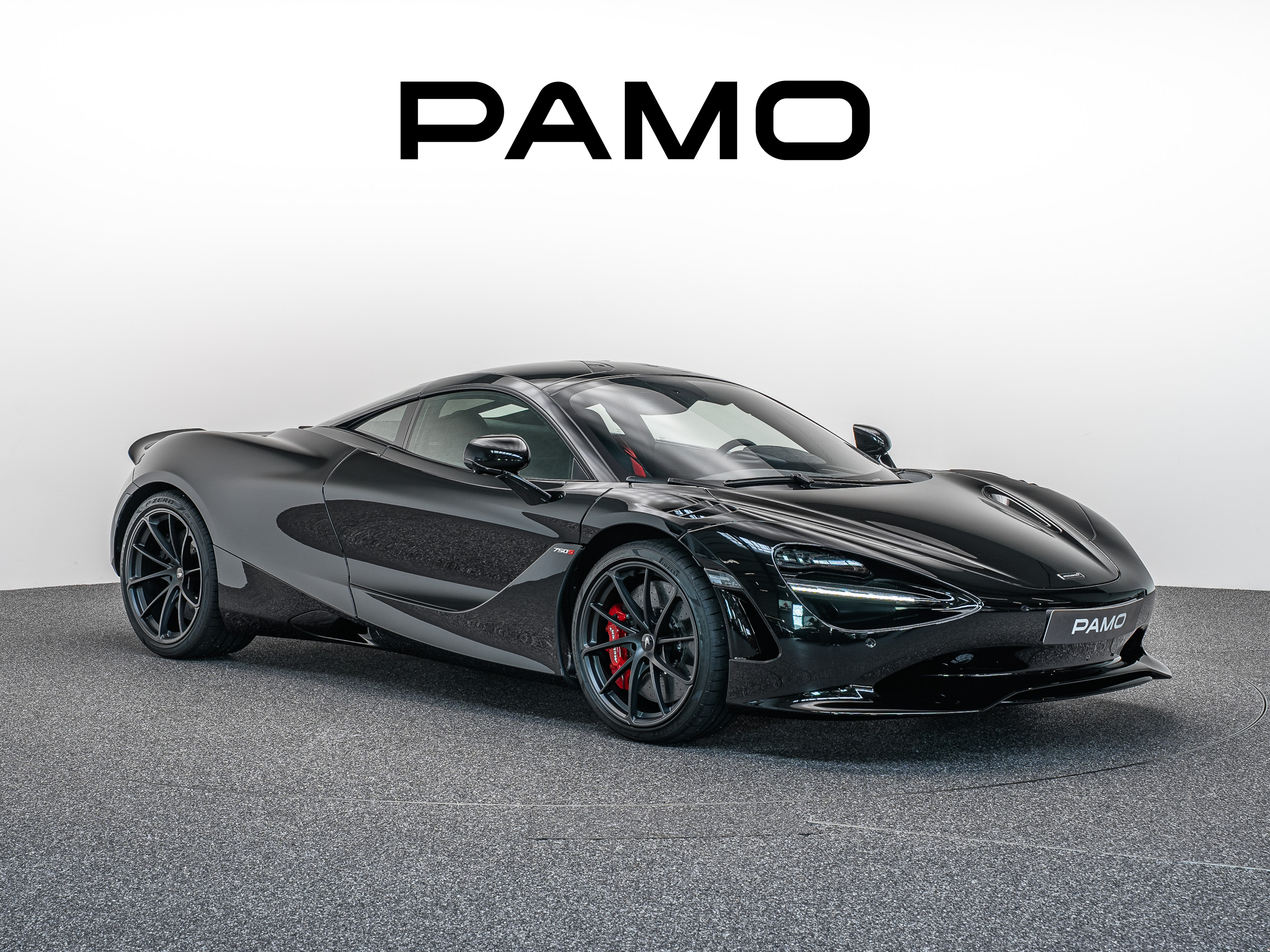 1067_McLaren_750s-1.jpg