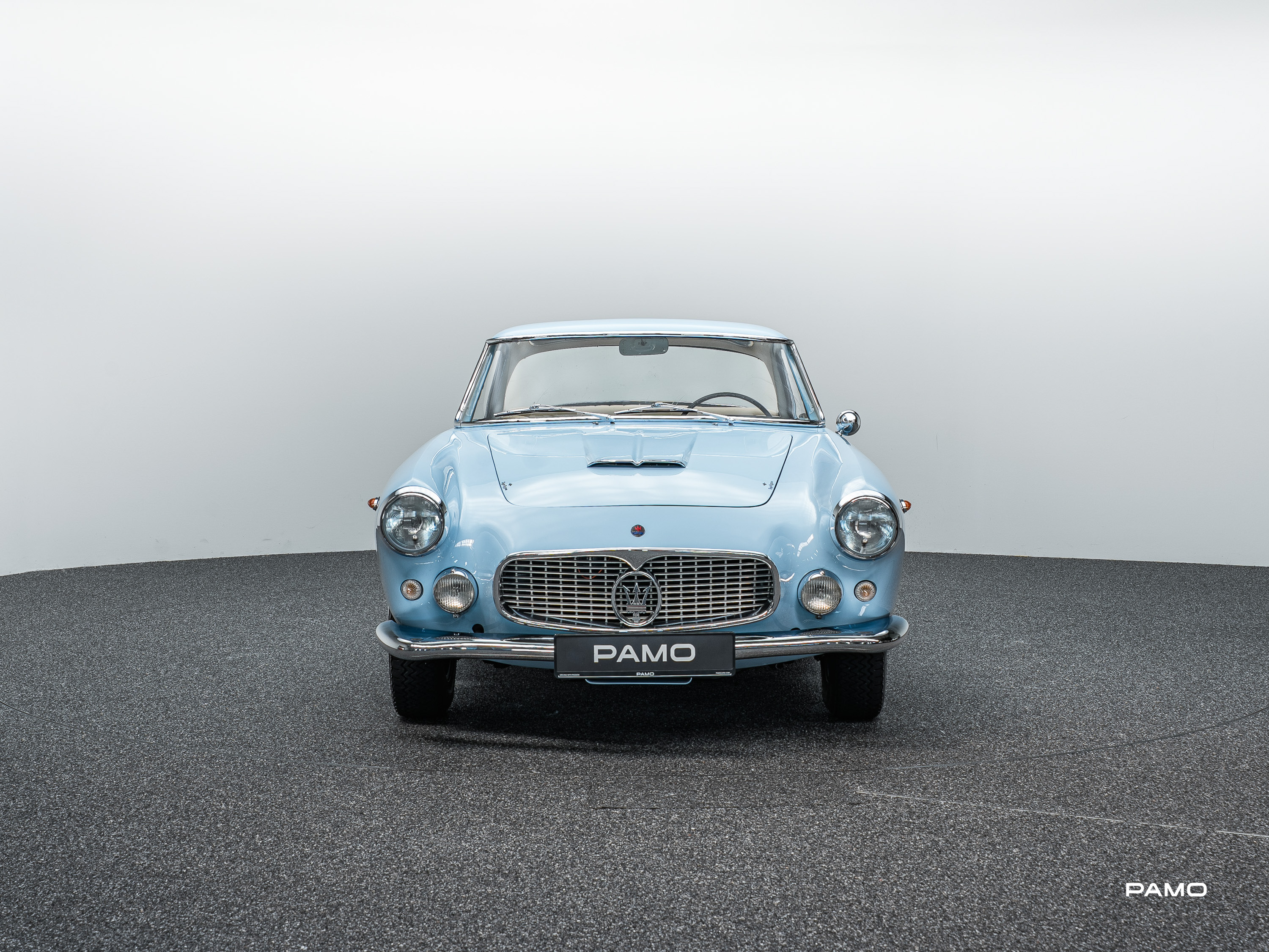 000_Maserati-2.jpg