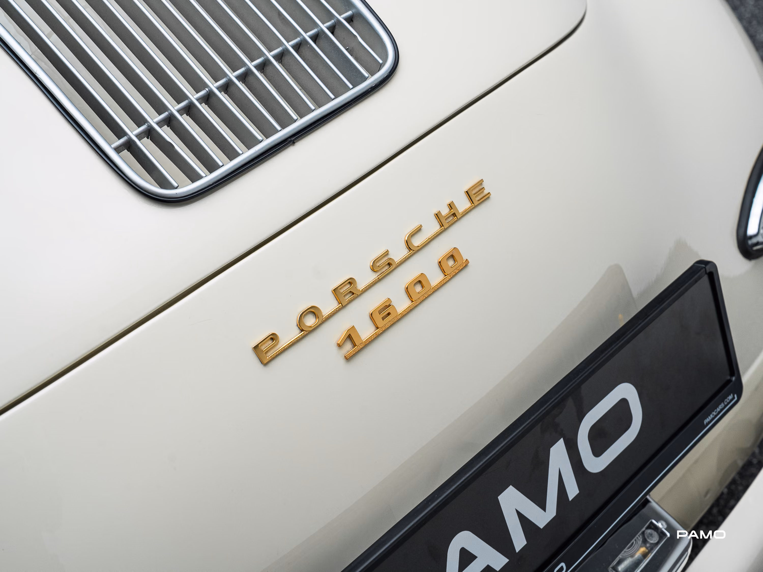 1176_Porsche 356 Convertible D-34.jpg