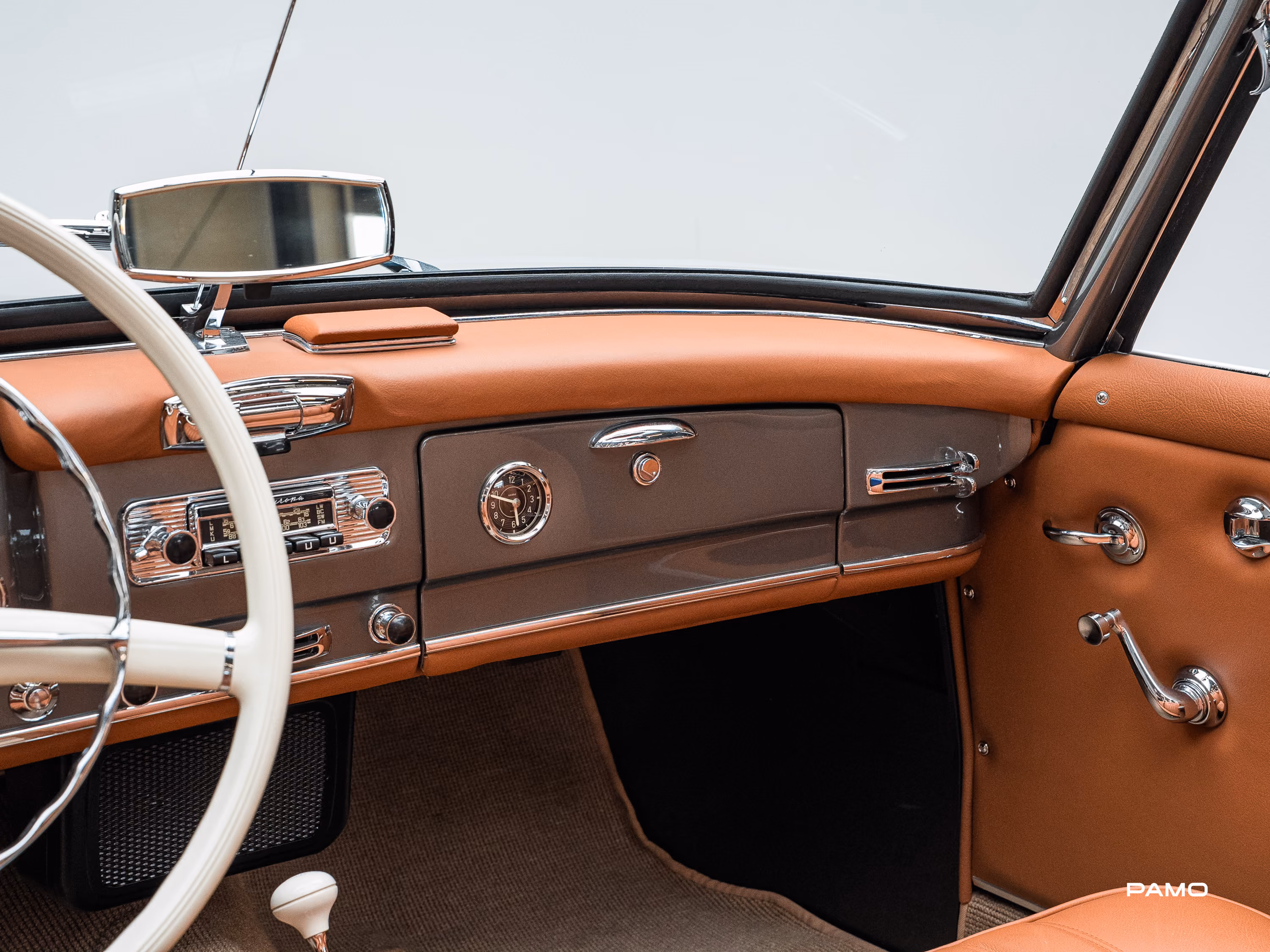 1249_Mercedes_Benz_190_SL-34.jpg
