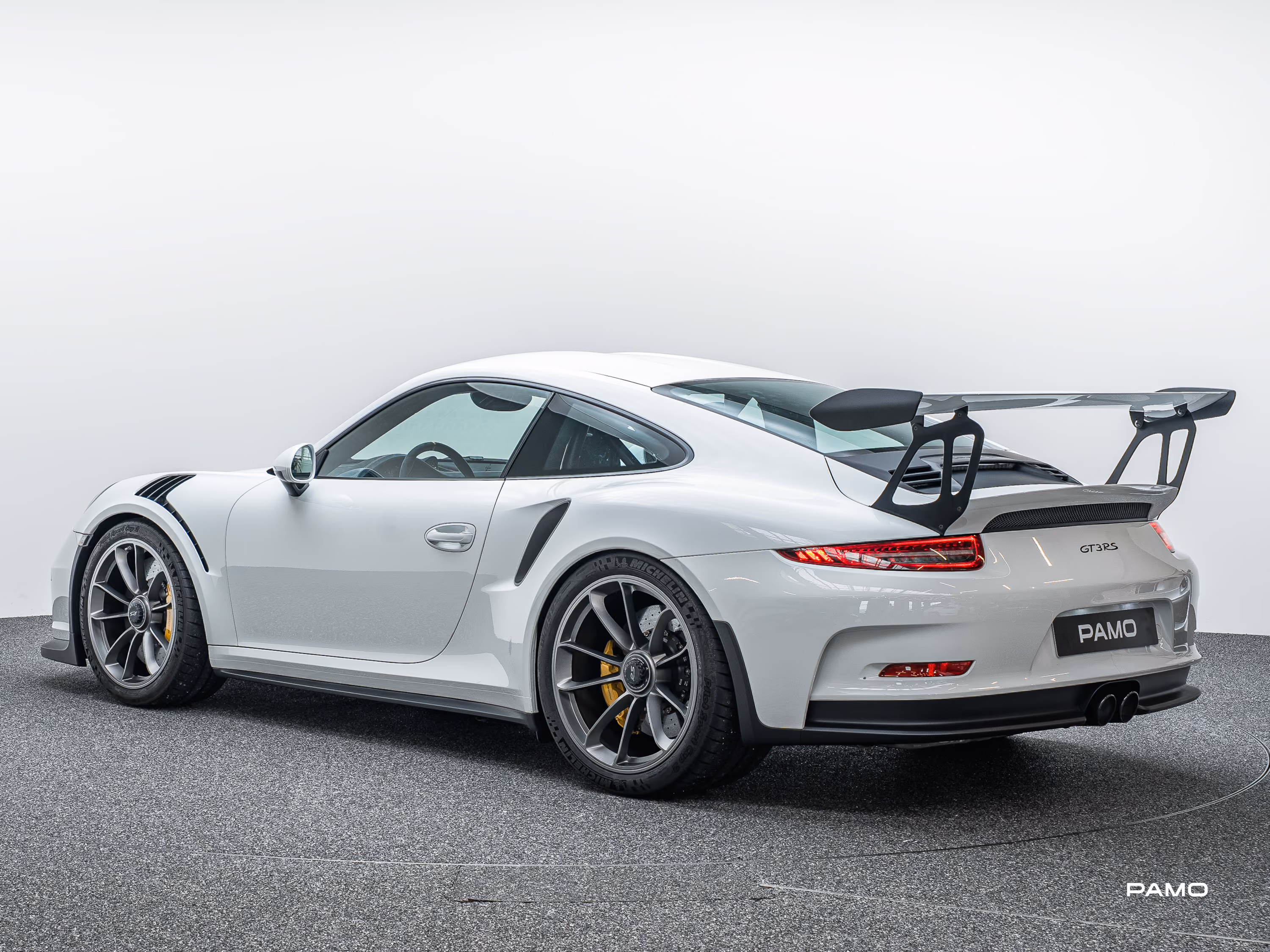1308_Porsche_991_GT3_RS_weiß-2.jpg