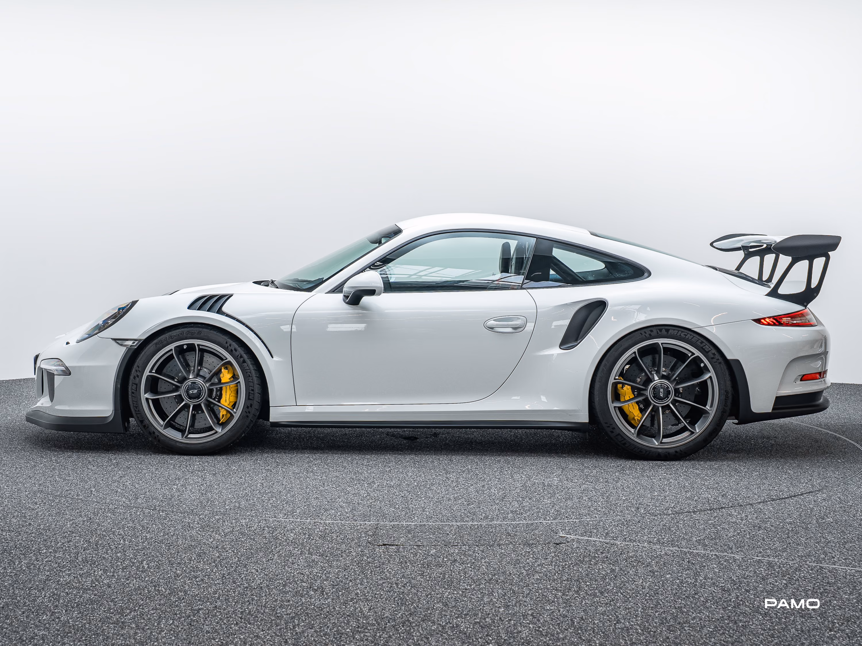 1308_Porsche_991_GT3_RS_weiß-4.jpg