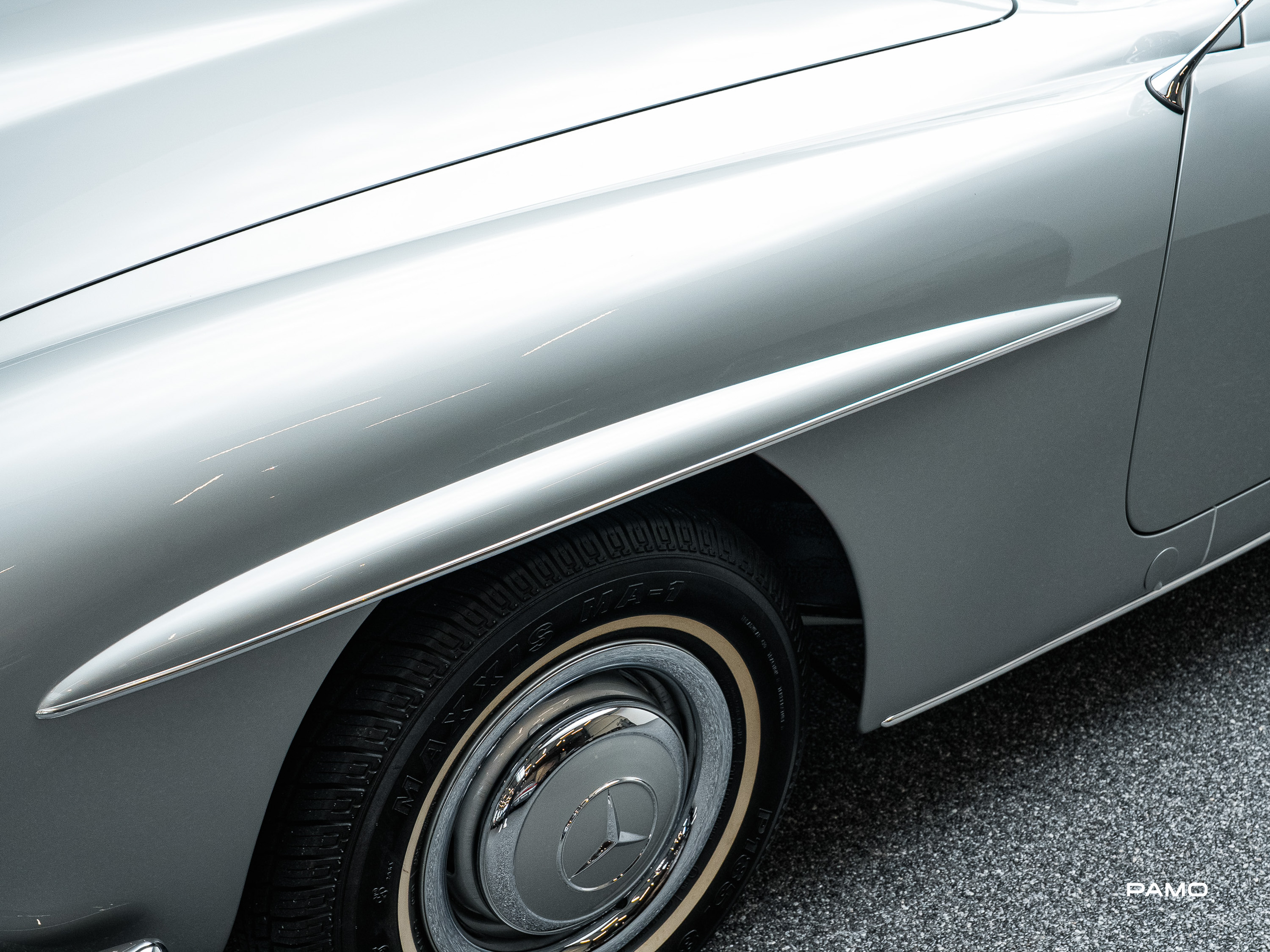 1162_Mercedes_Benz_190_SL-18.jpg