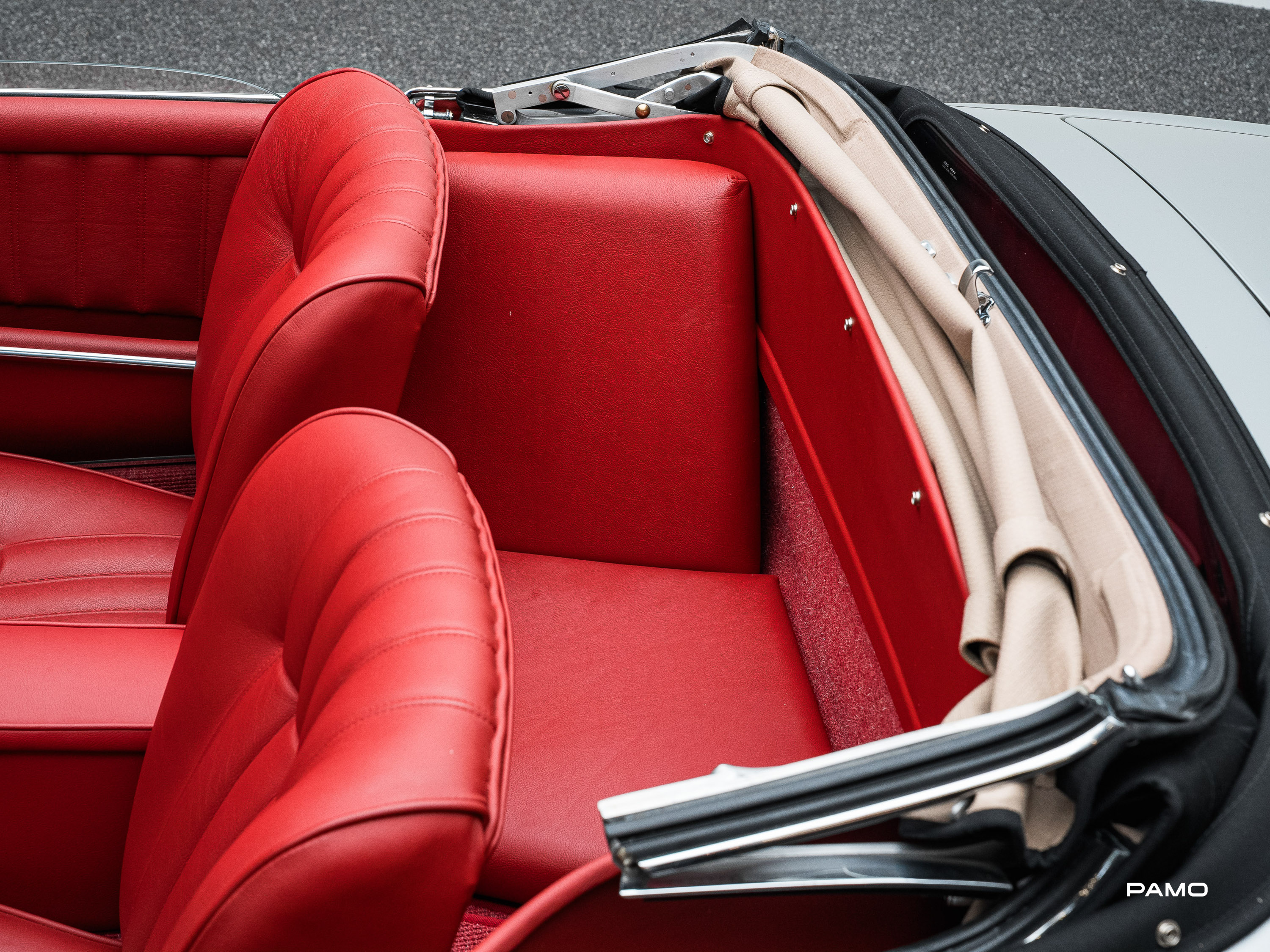 1162_Mercedes_Benz_190_SL-25.jpg