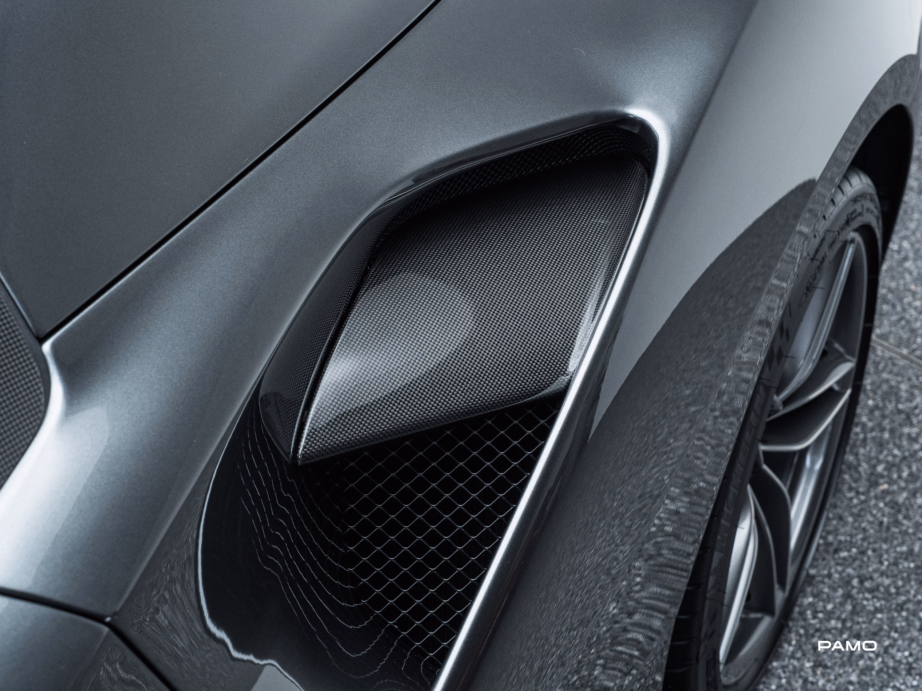 1222_Ferrari 488 Spider-14.jpg