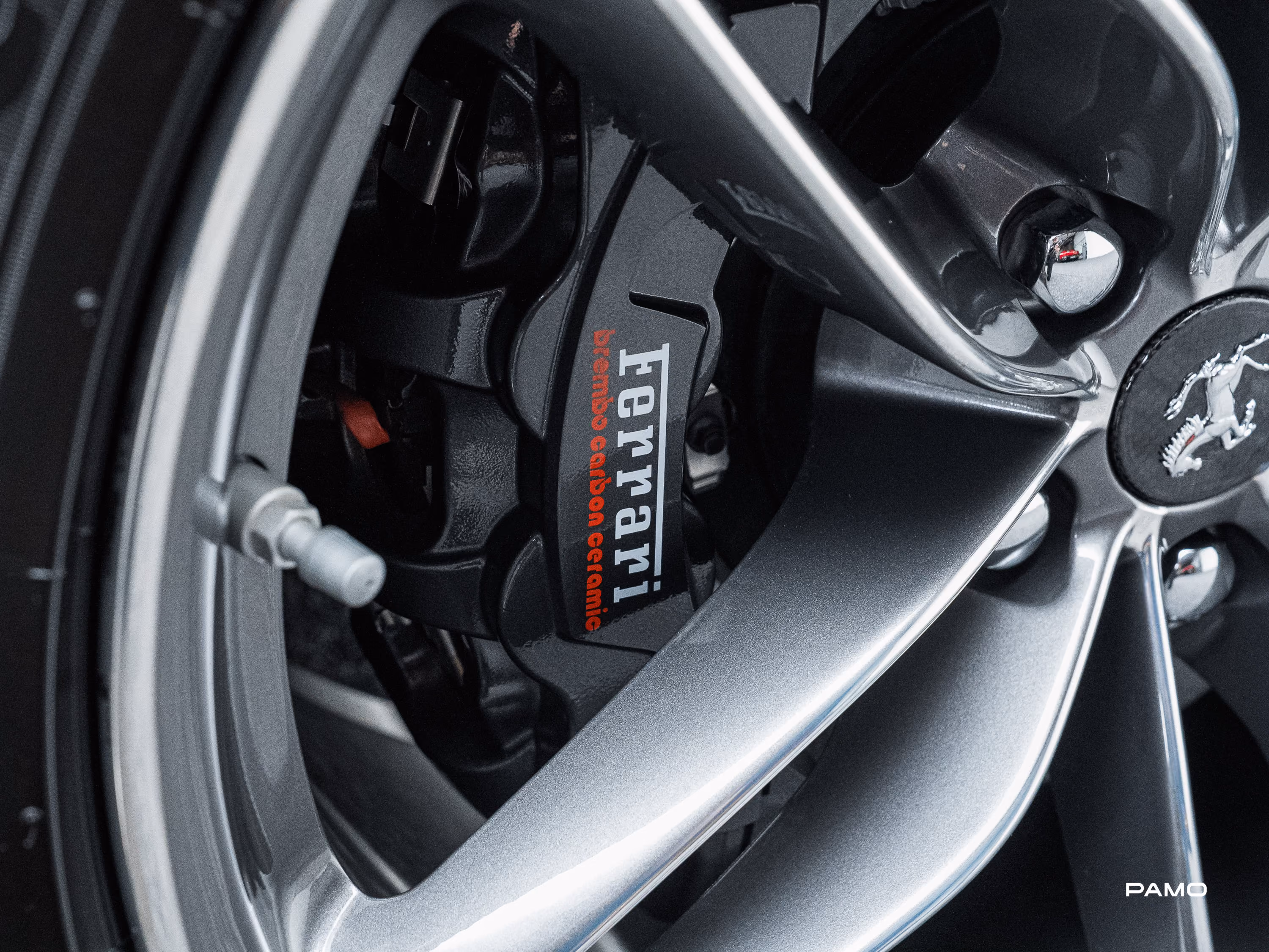 1222_Ferrari 488 Spider-22.jpg