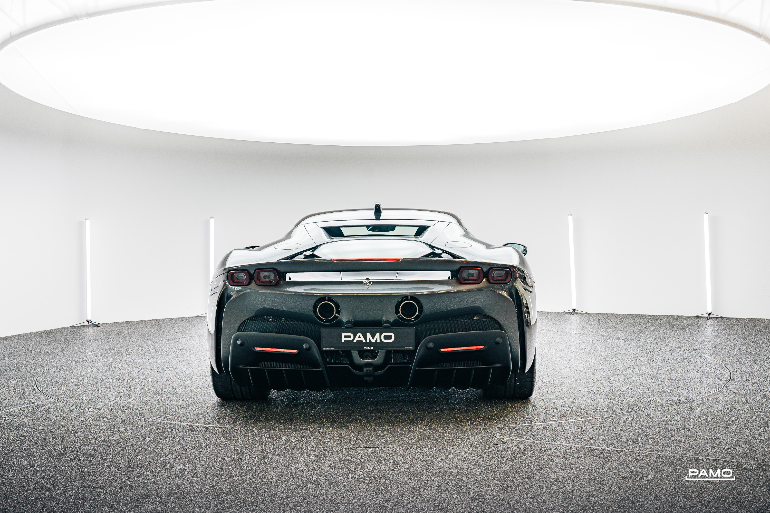 767_Ferrari_SF90_Stradale_grey-5.jpg