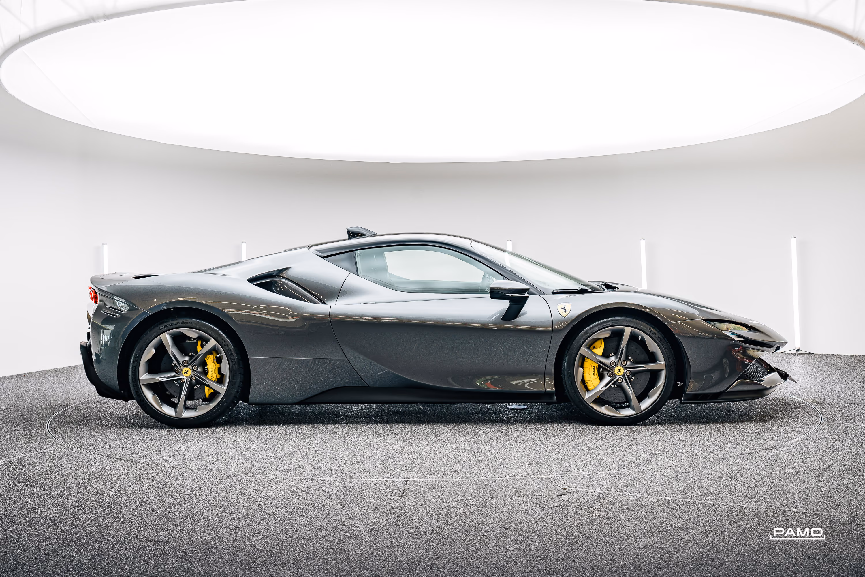 767_Ferrari_SF90_Stradale_grey-7.jpg