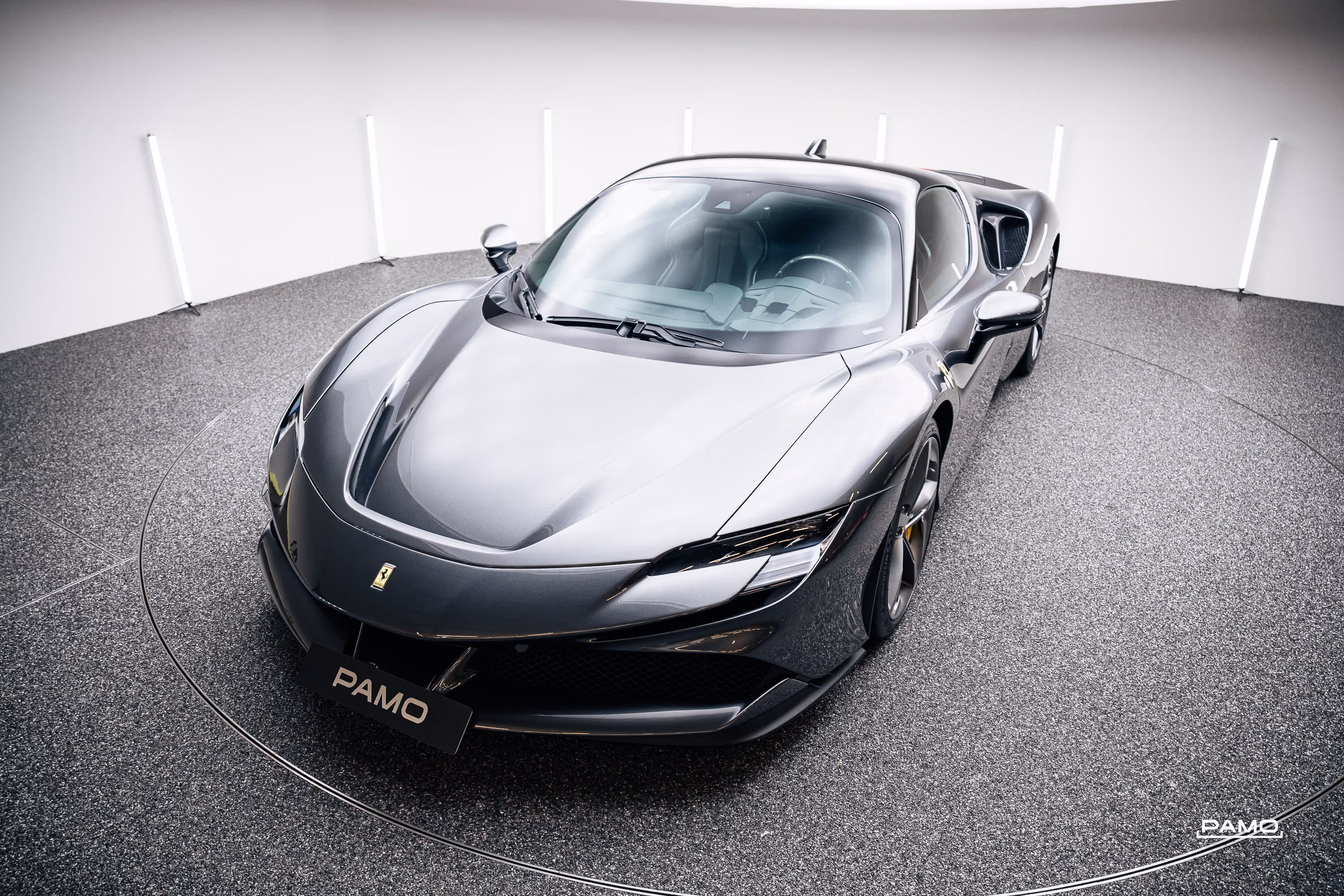 767_Ferrari_SF90_Stradale_grey-12.jpg