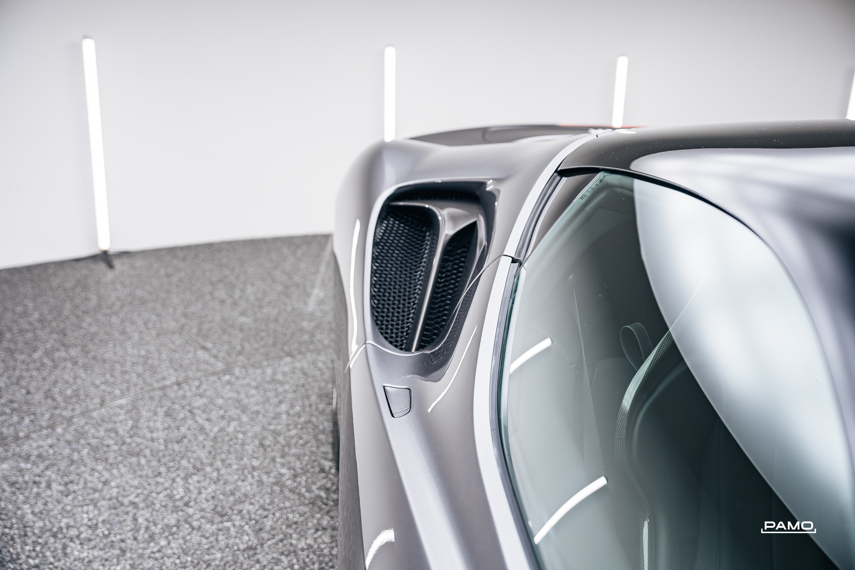 767_Ferrari_SF90_Stradale_grey-18.jpg