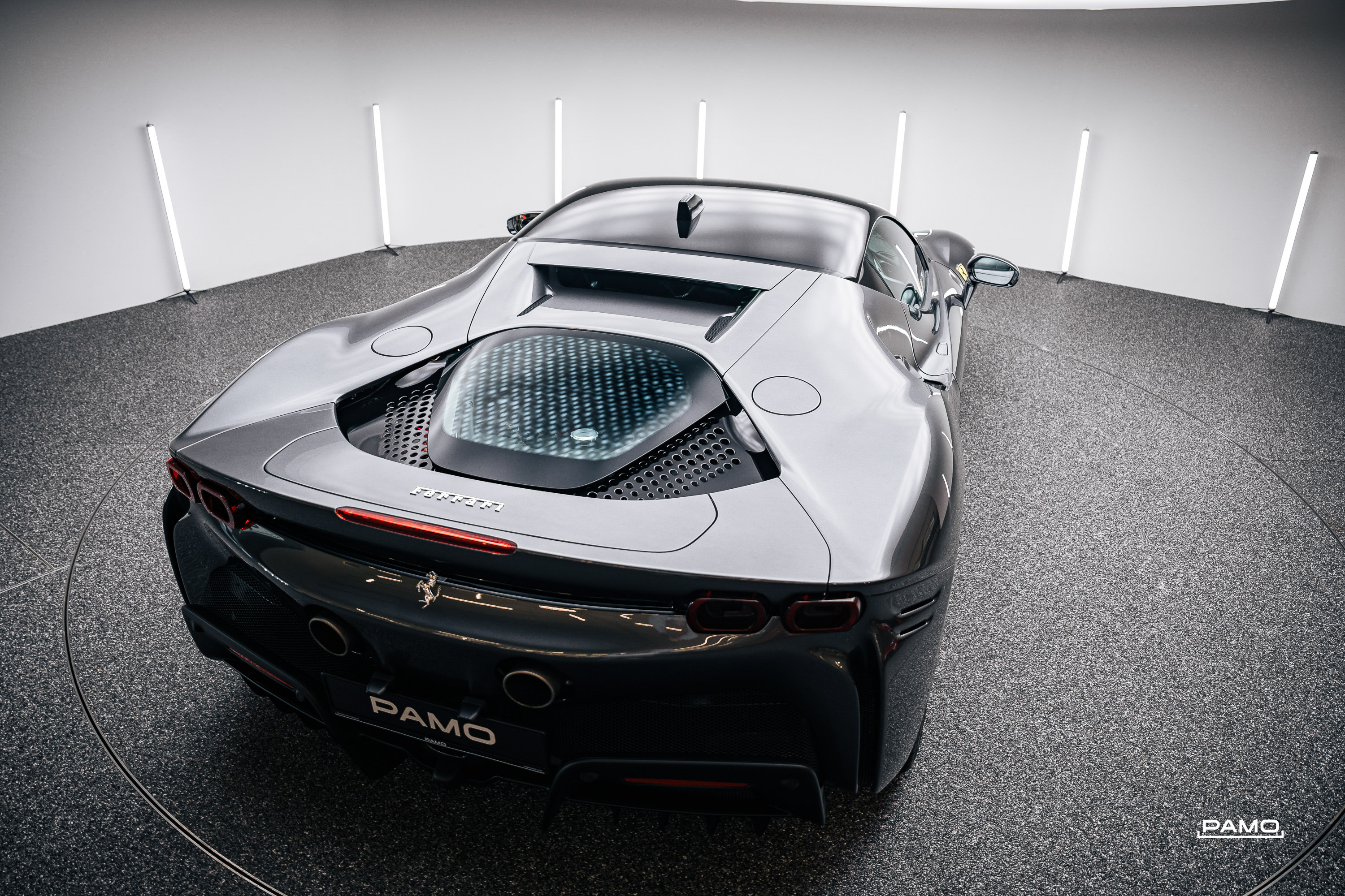 767_Ferrari_SF90_Stradale_grey-19.jpg