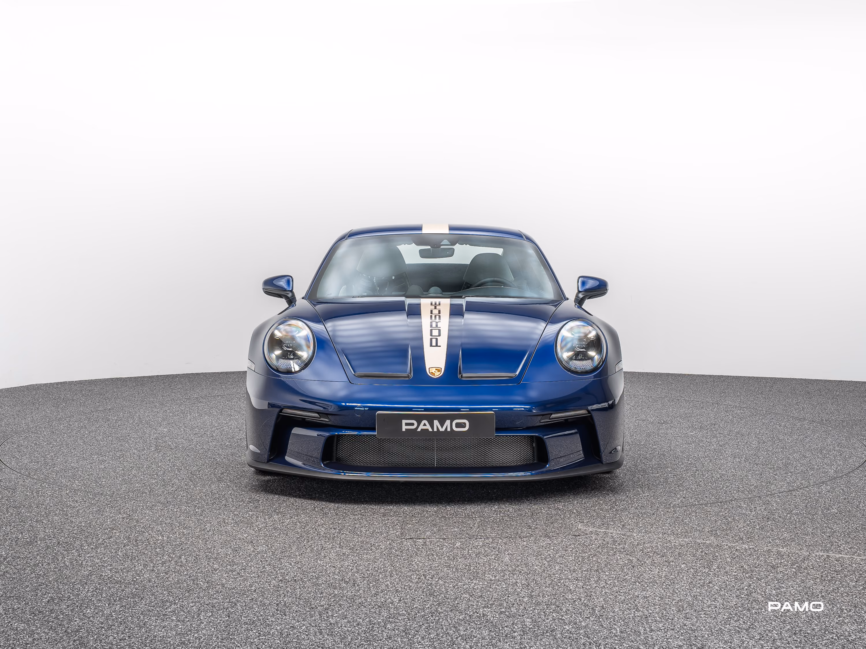 510_Porsche_992_GT3_Touring_blue-2.jpg