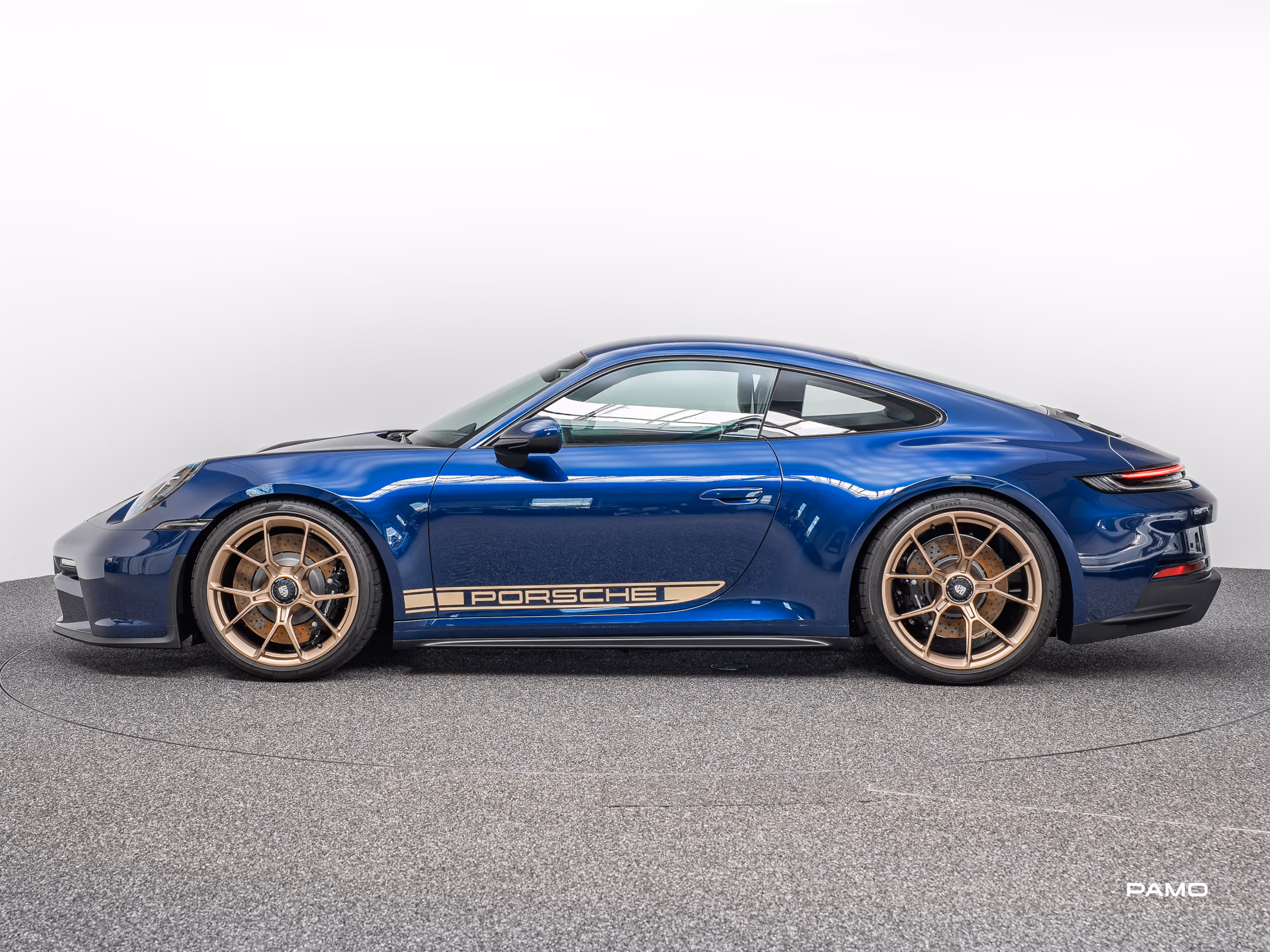 510_Porsche_992_GT3_Touring_blue-4.jpg
