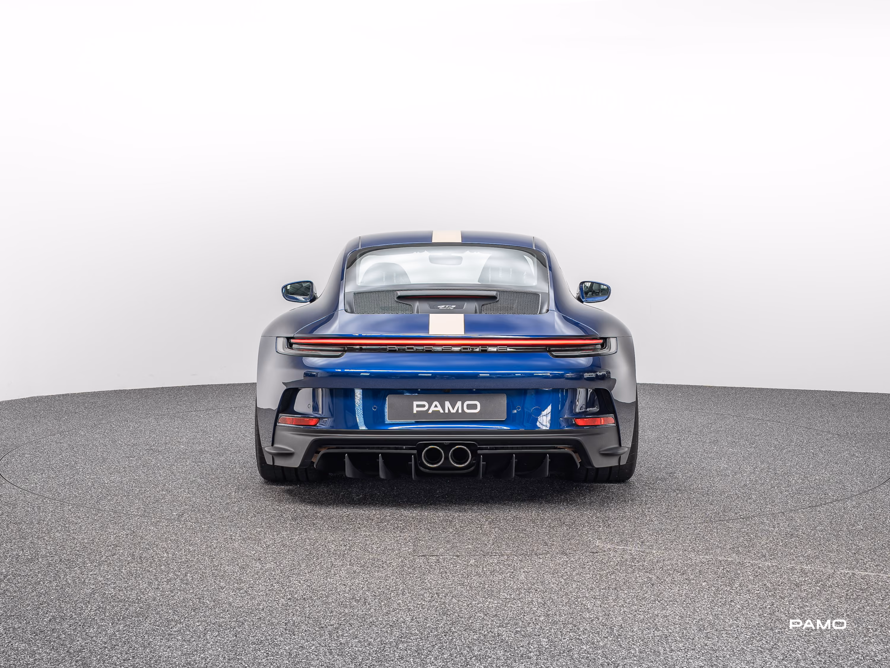 510_Porsche_992_GT3_Touring_blue-6.jpg