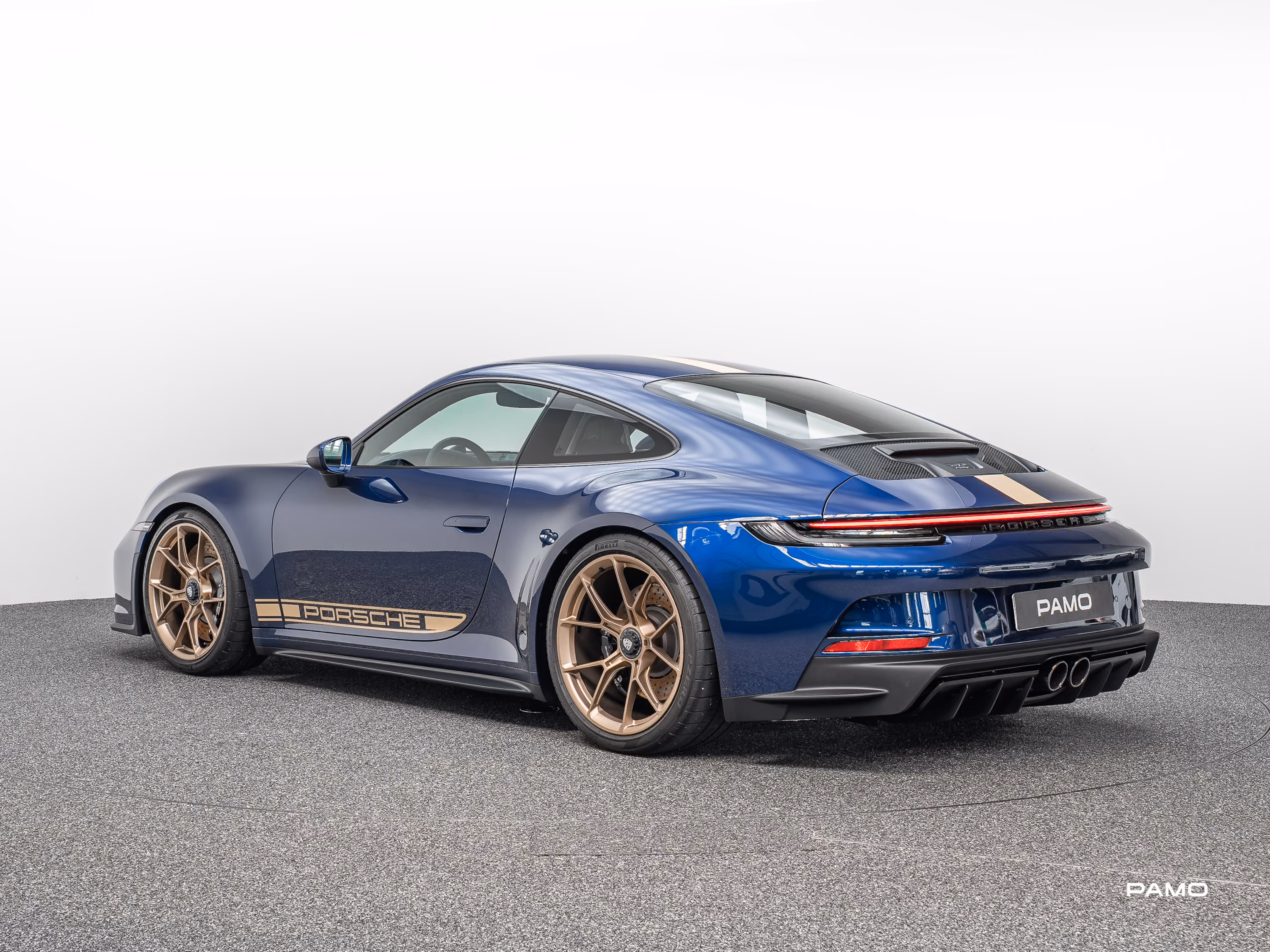 510_Porsche_992_GT3_Touring_blue-5.jpg