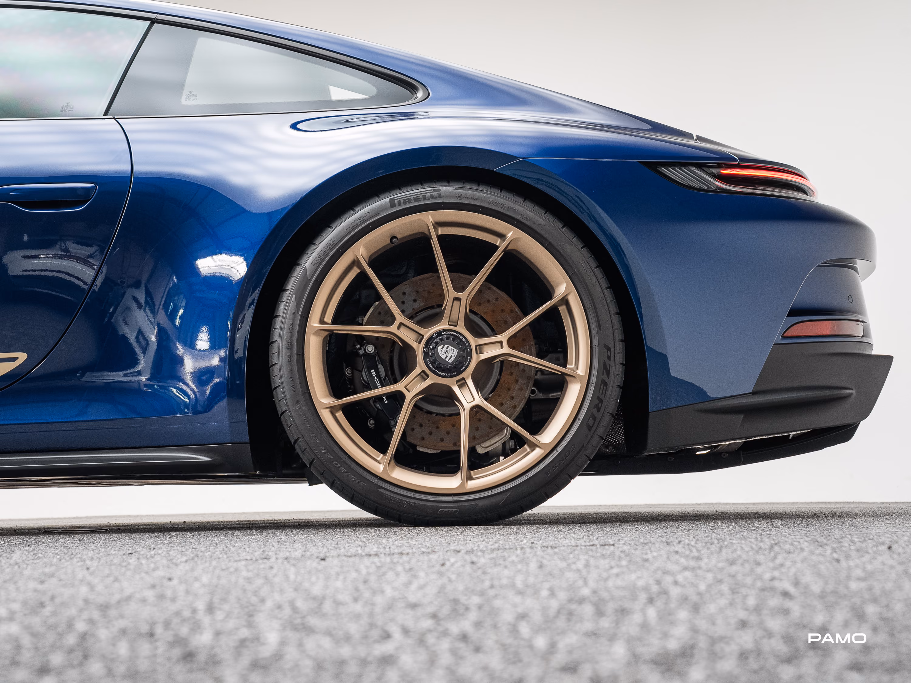 510_Porsche_992_GT3_Touring_blue-23.jpg