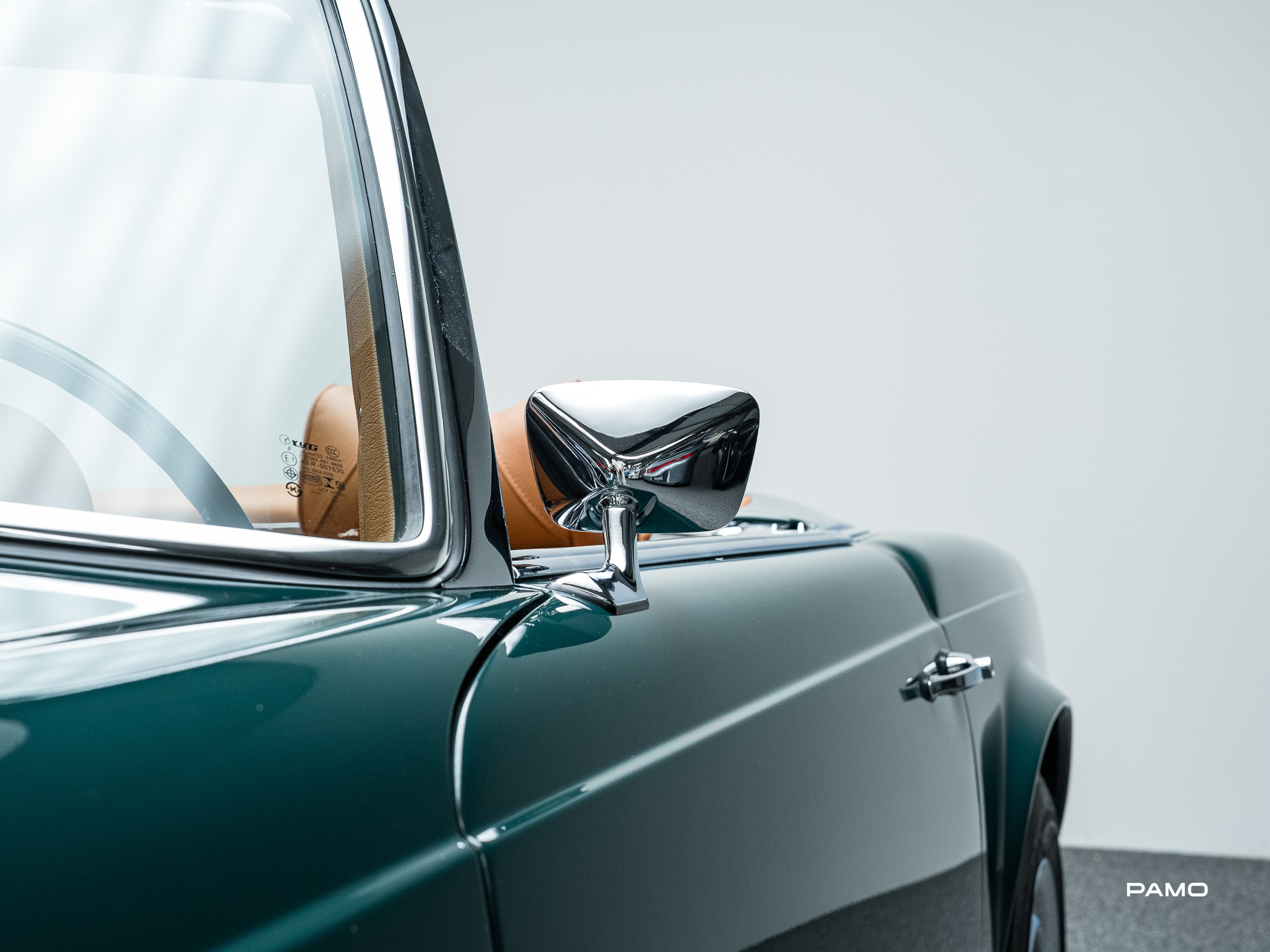1292_Mercedes_Benz_SL_280_Pagode-22.jpg