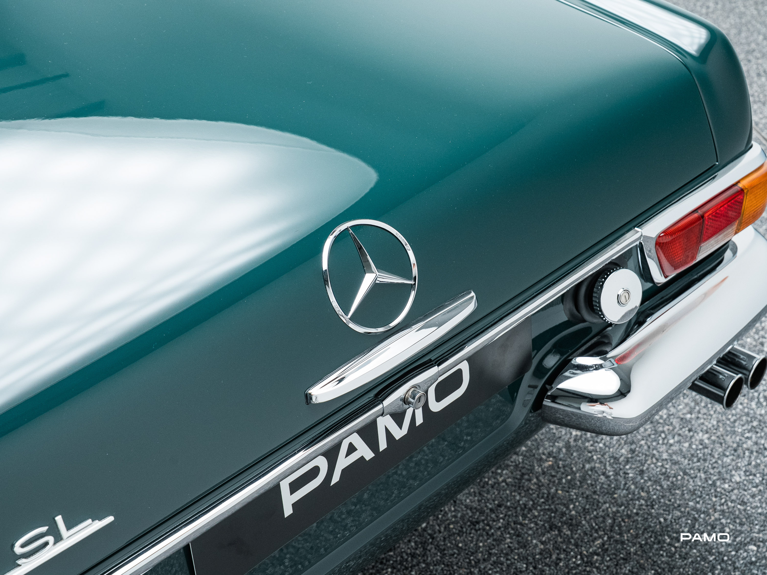 1292_Mercedes_Benz_SL_280_Pagode-30.jpg