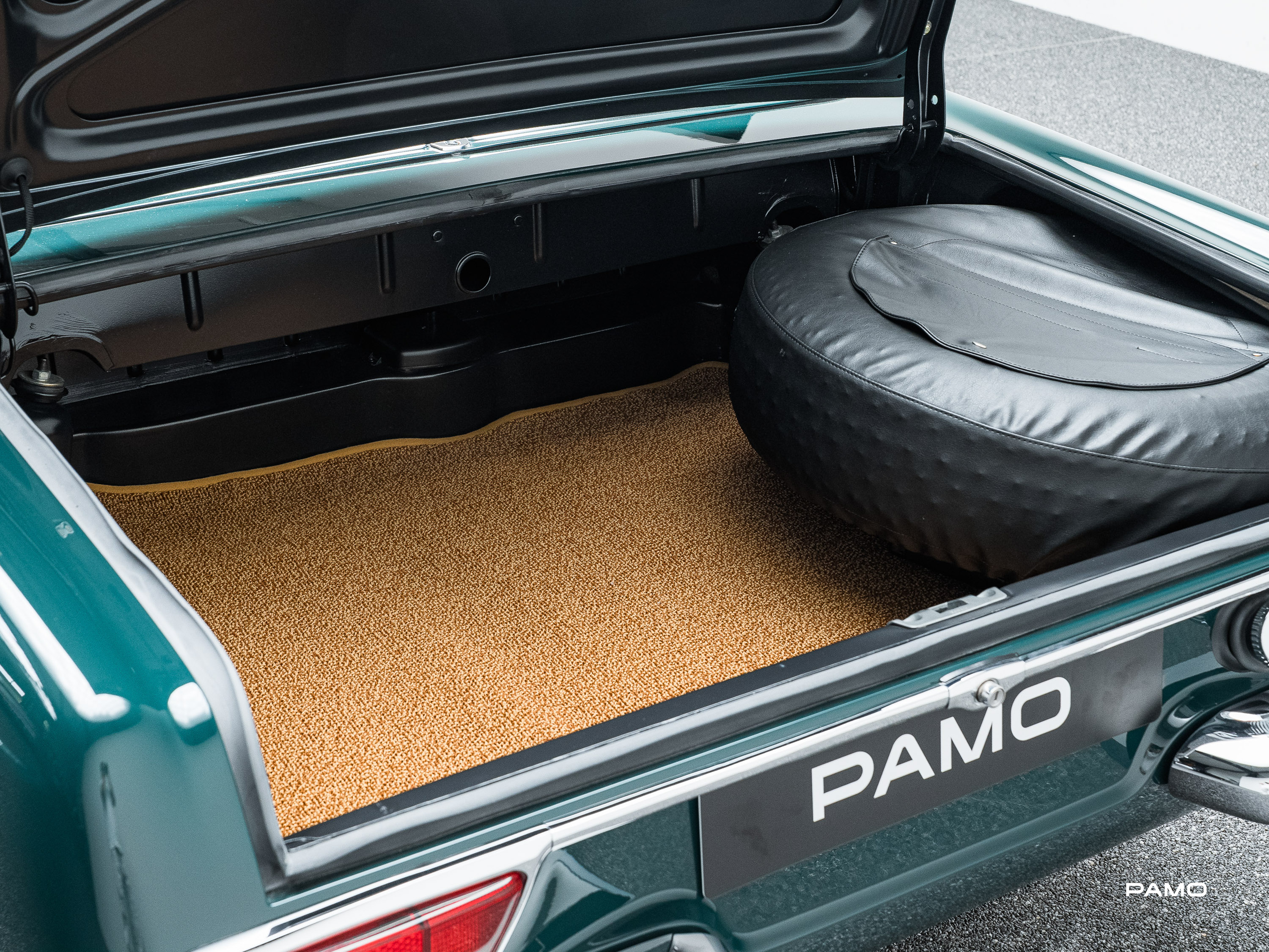 1292_Mercedes_Benz_SL_280_Pagode-35.jpg