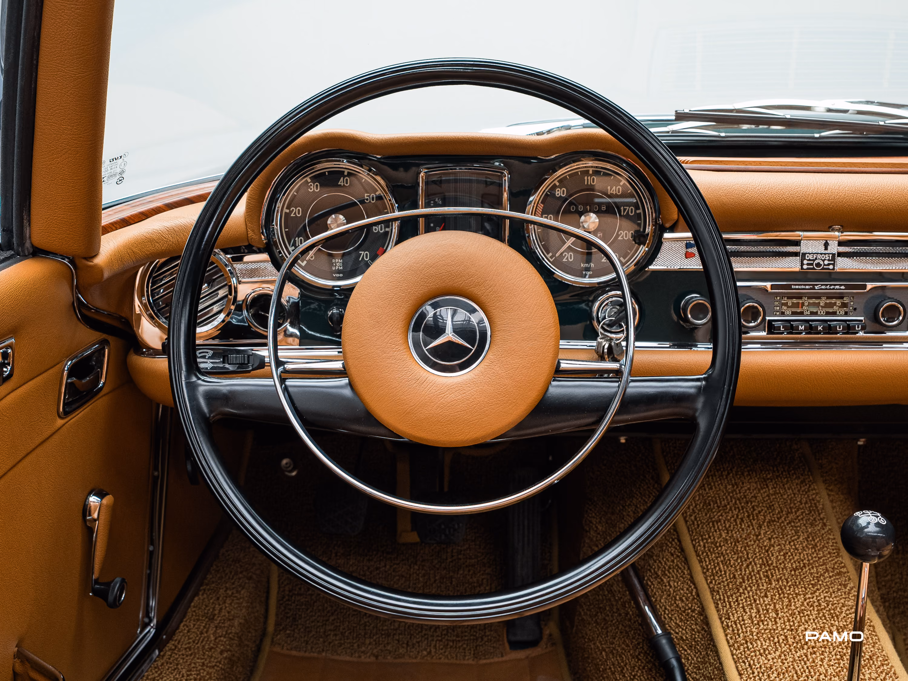 1292_Mercedes_Benz_SL_280_Pagode-36.jpg