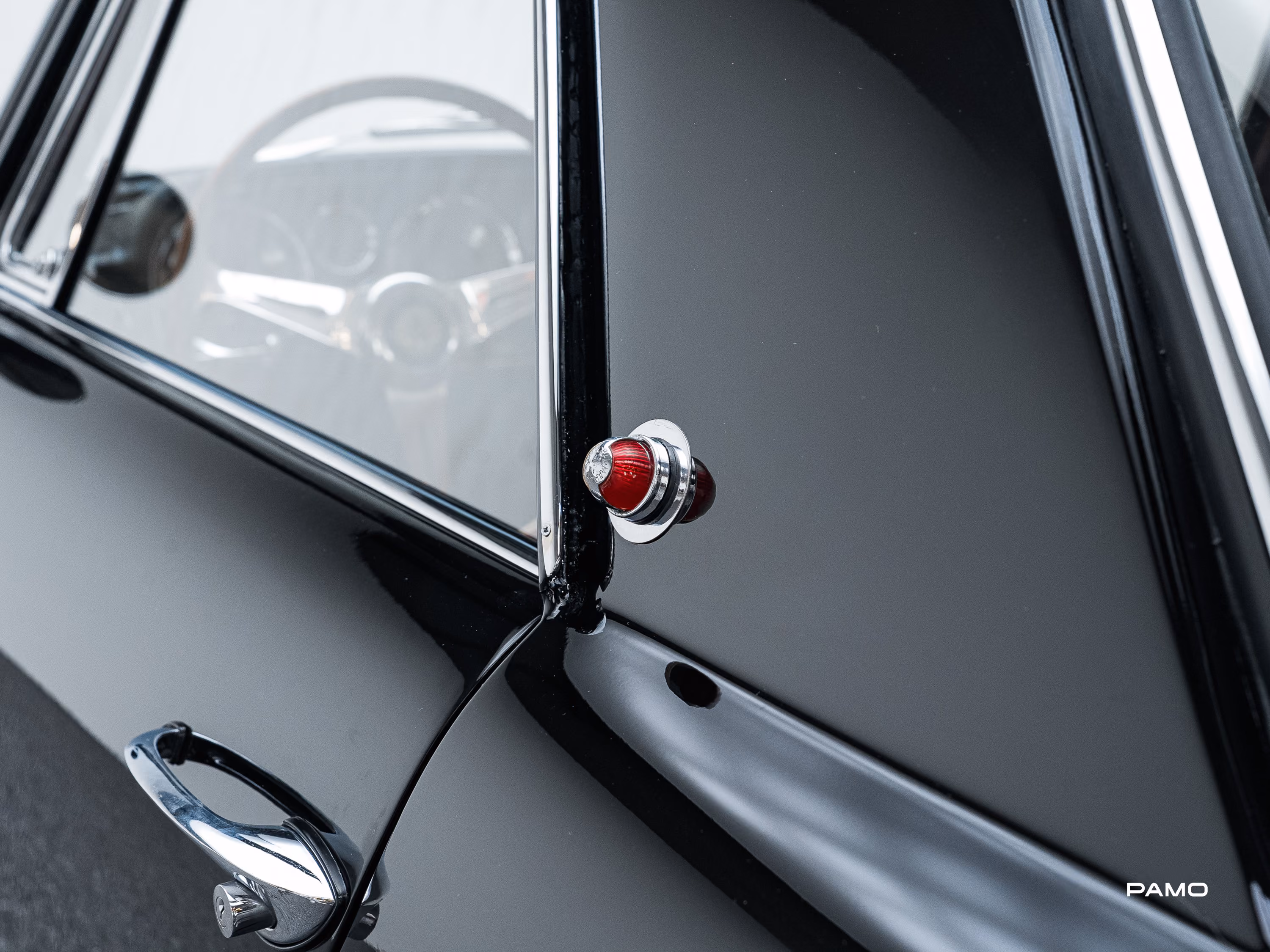 1293_Ferrari_250_GT-27.jpg