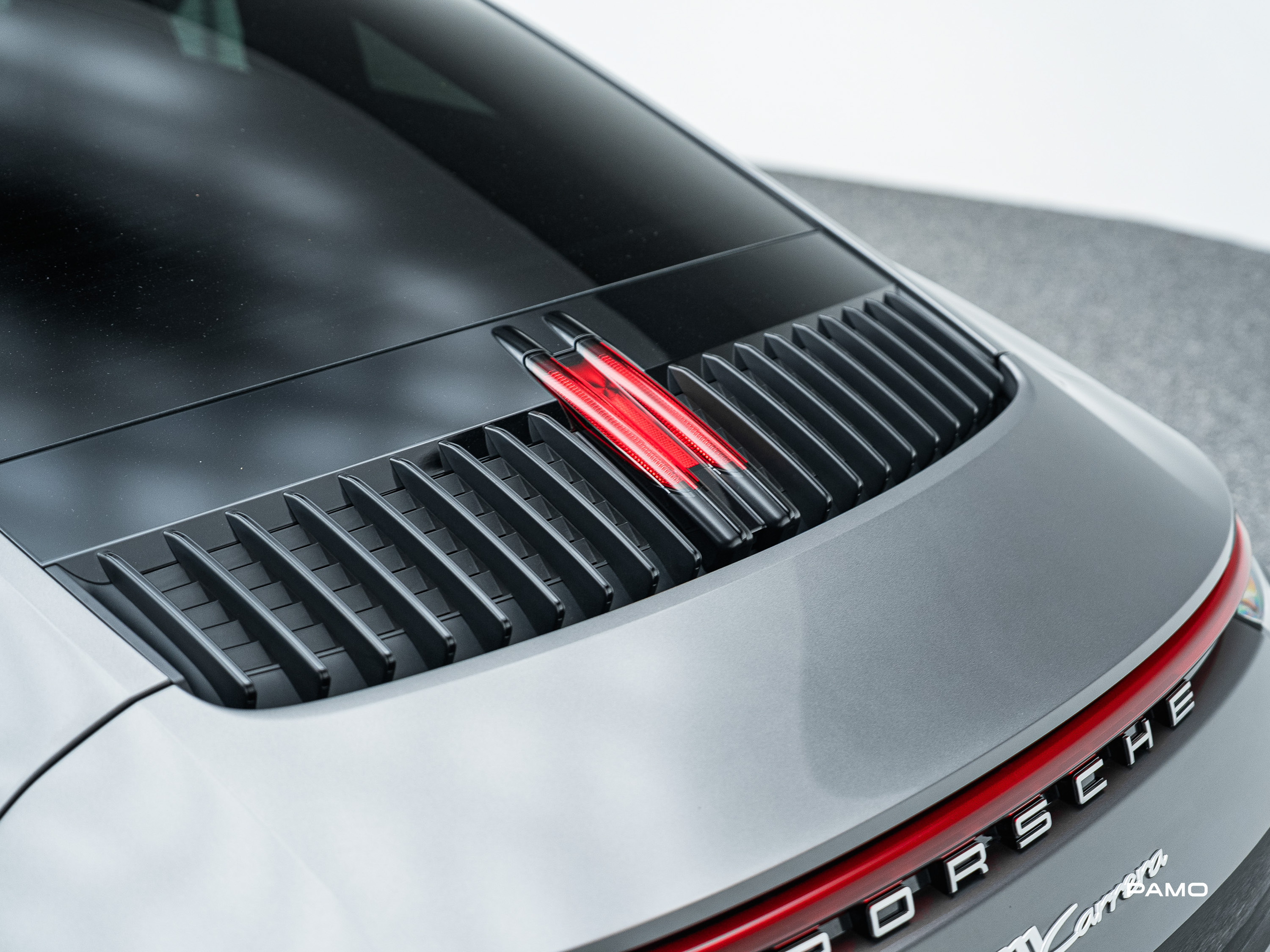 1406_Porsche_992_Carrera-15.jpg