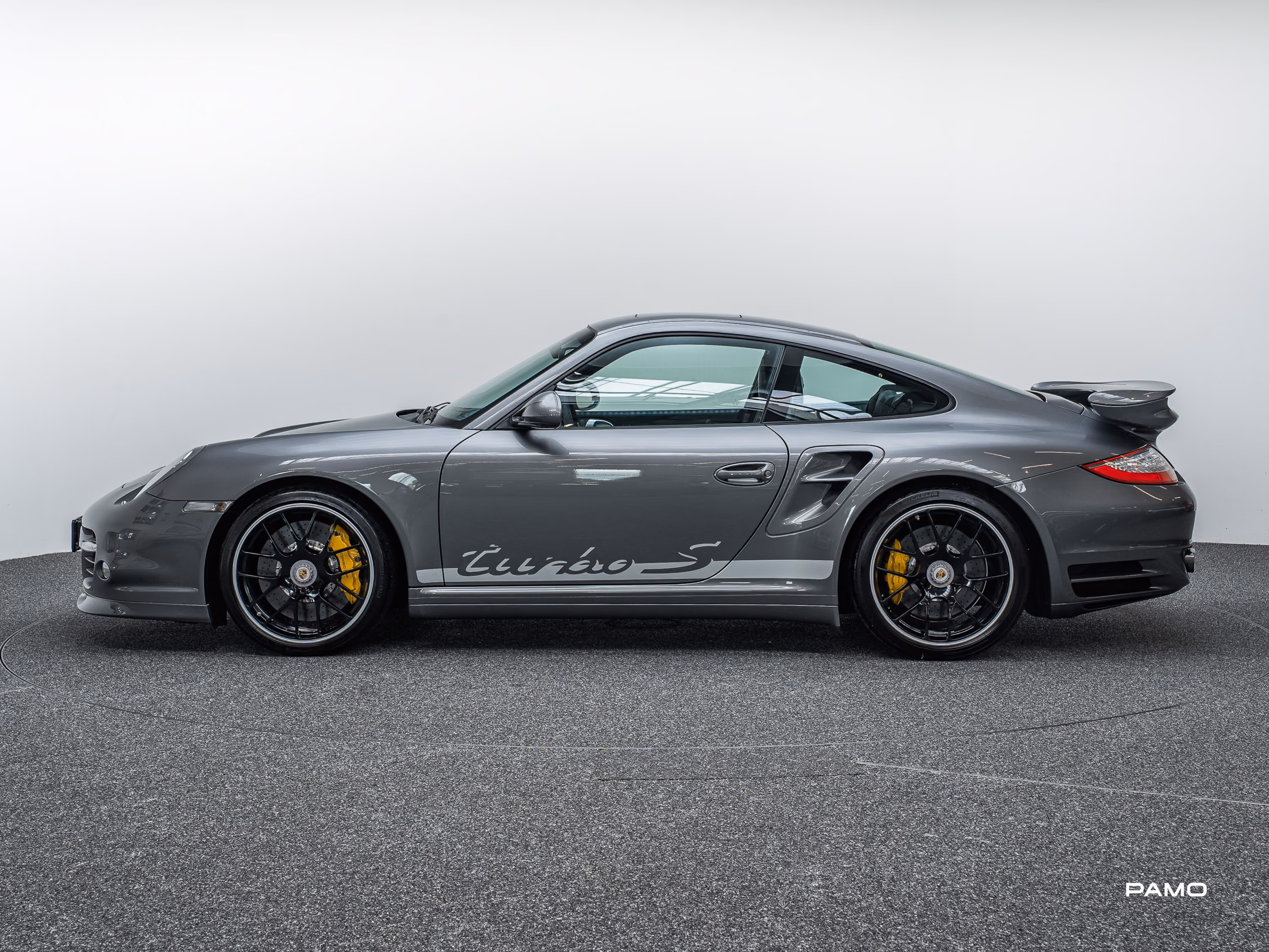 1483_Porsche_997_Turbo_S-3.jpg