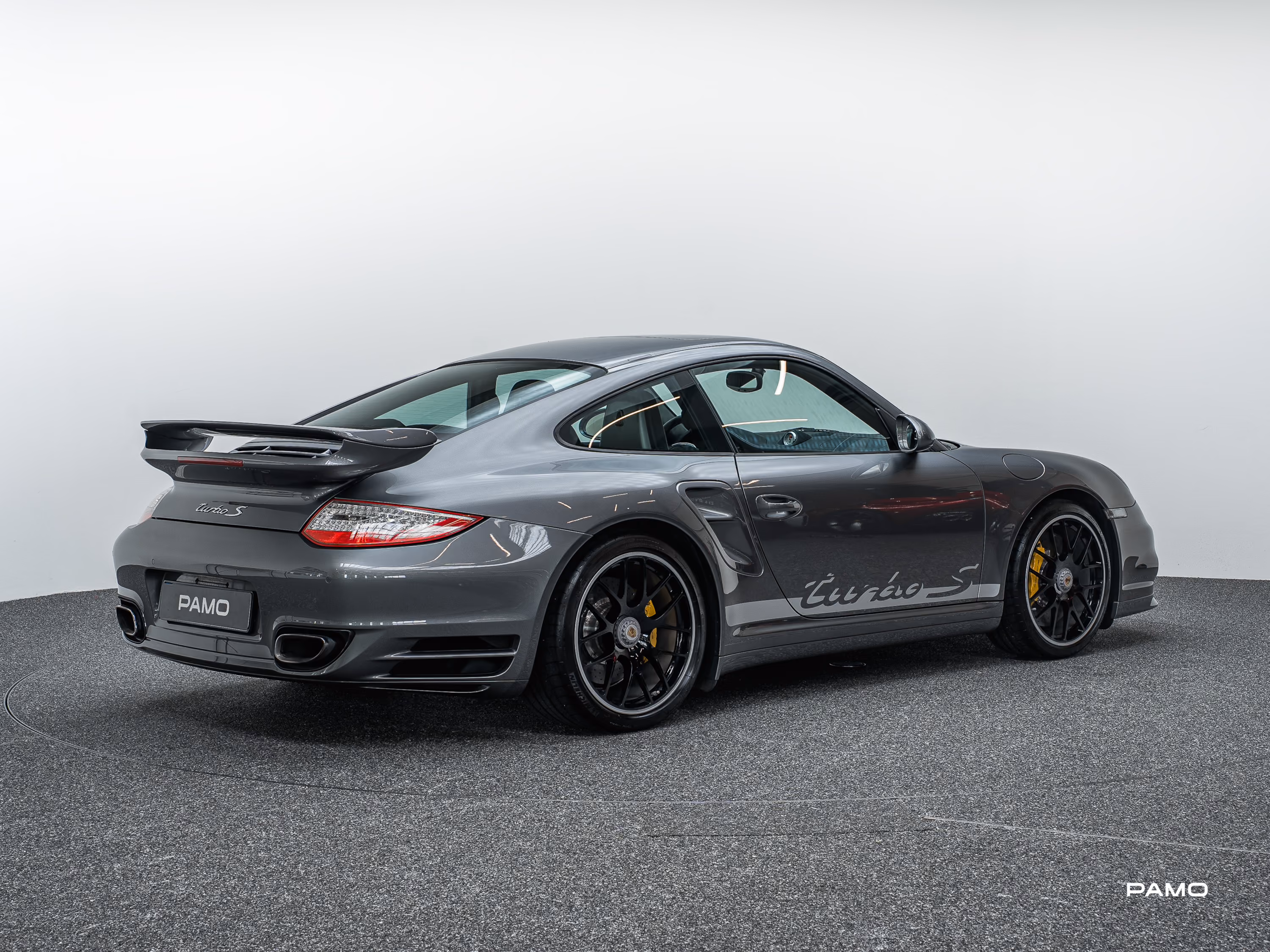 1483_Porsche_997_Turbo_S-6.jpg