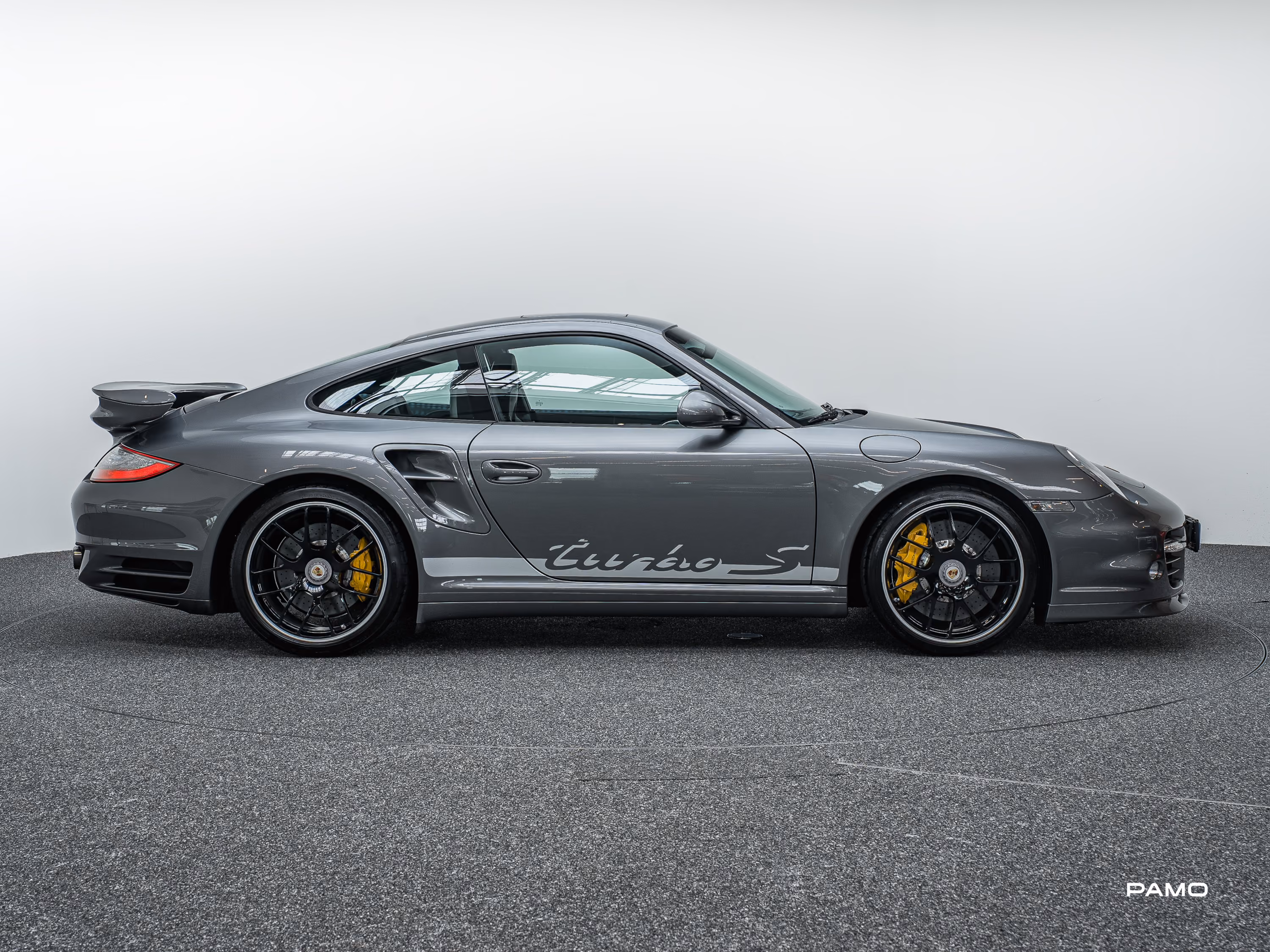 1483_Porsche_997_Turbo_S-7.jpg