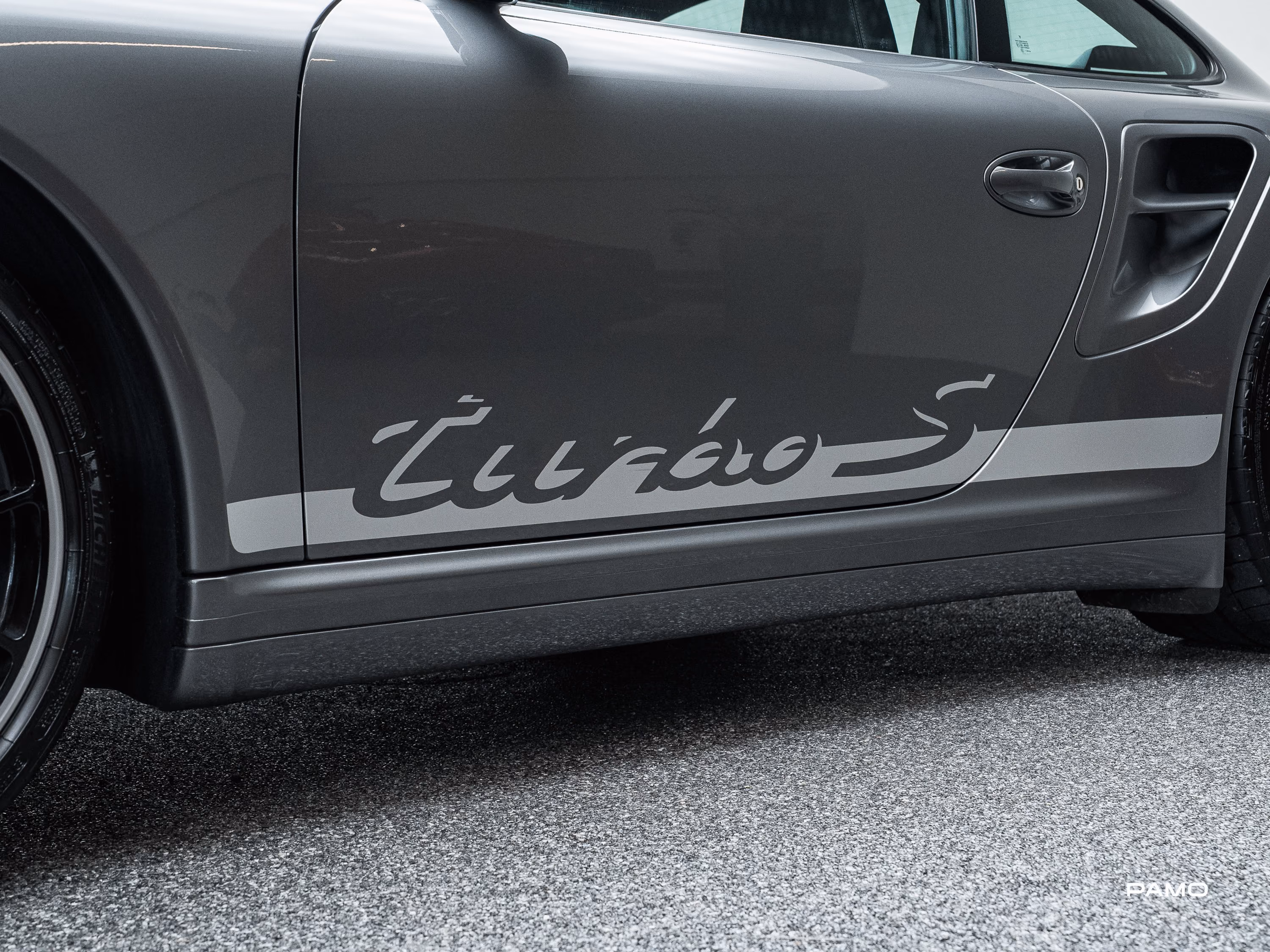 1483_Porsche_997_Turbo_S-14.jpg