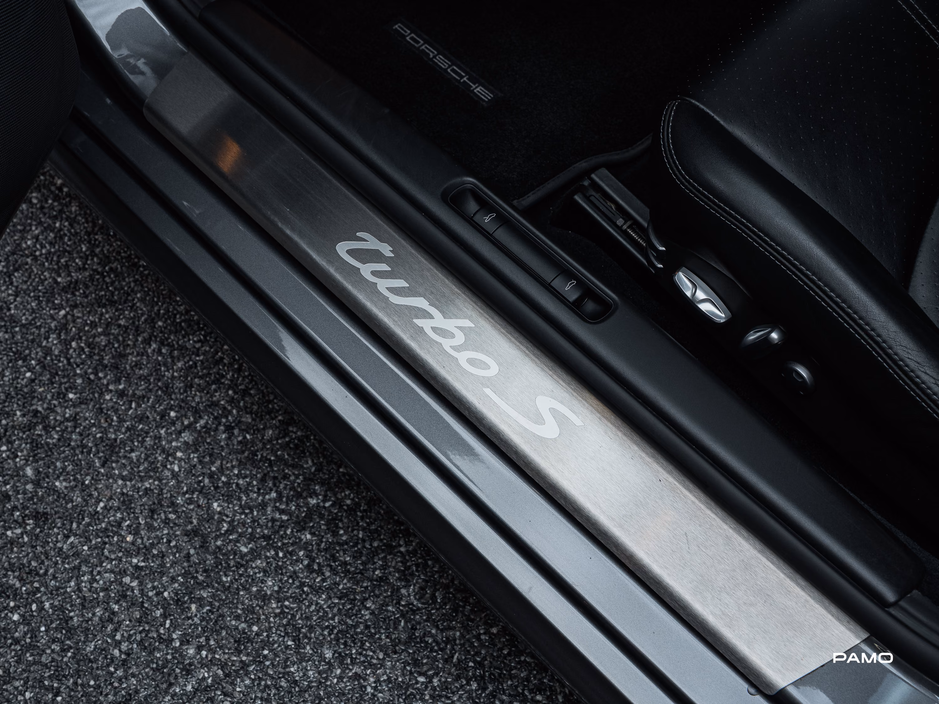 1483_Porsche_997_Turbo_S-18.jpg