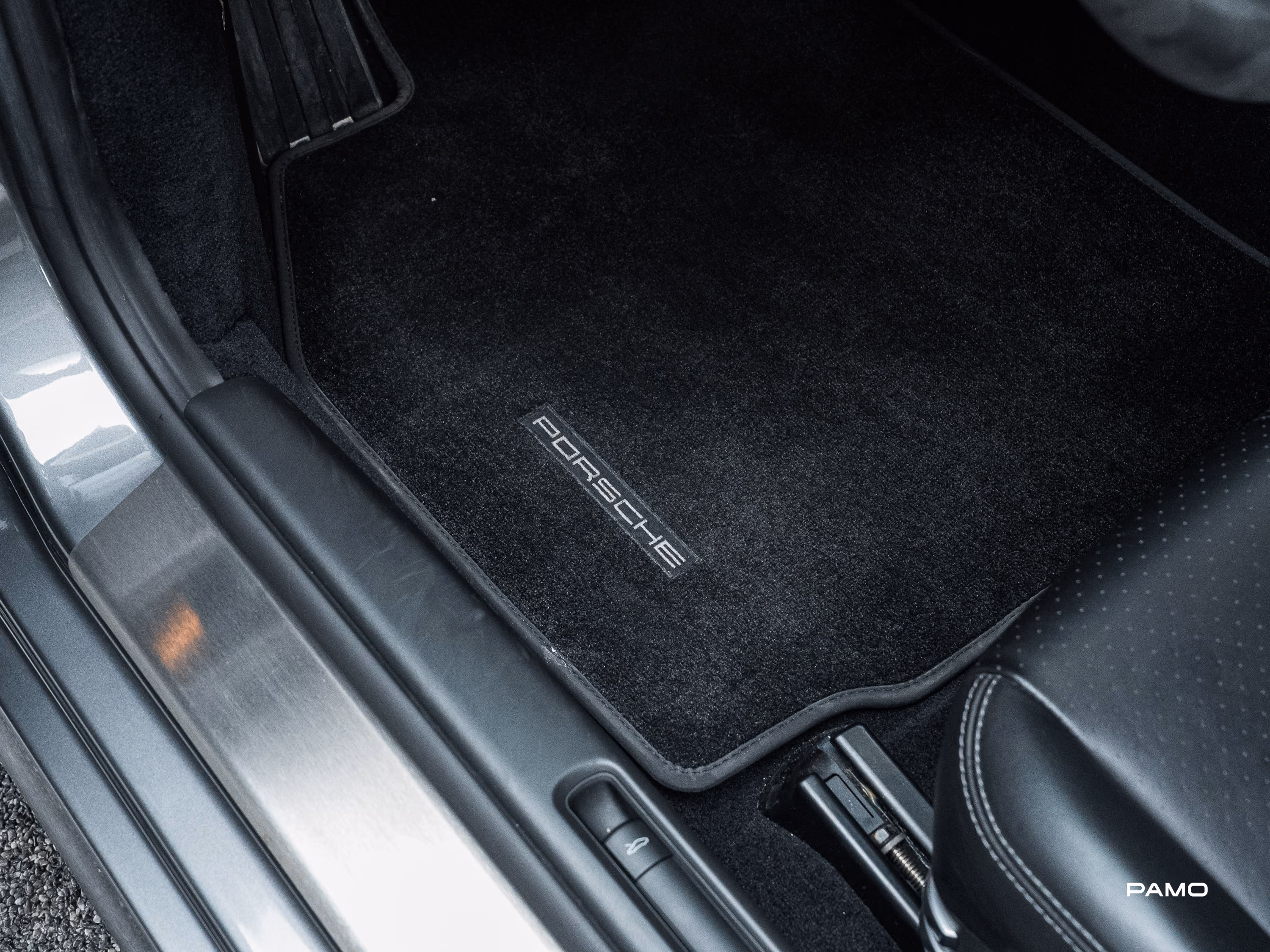 1483_Porsche_997_Turbo_S-31.jpg