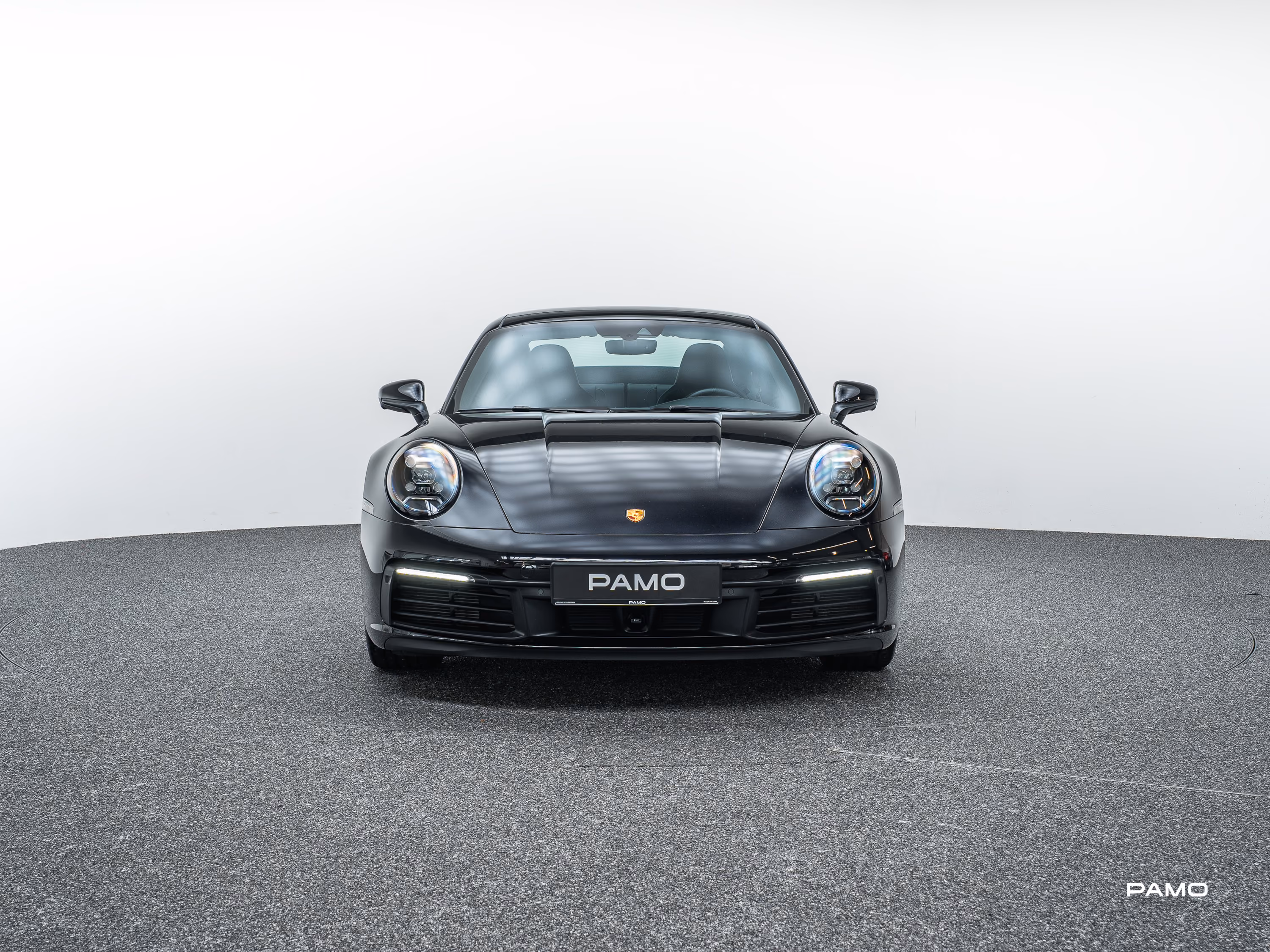 1504_Porsche_992_Carrera-2.jpg