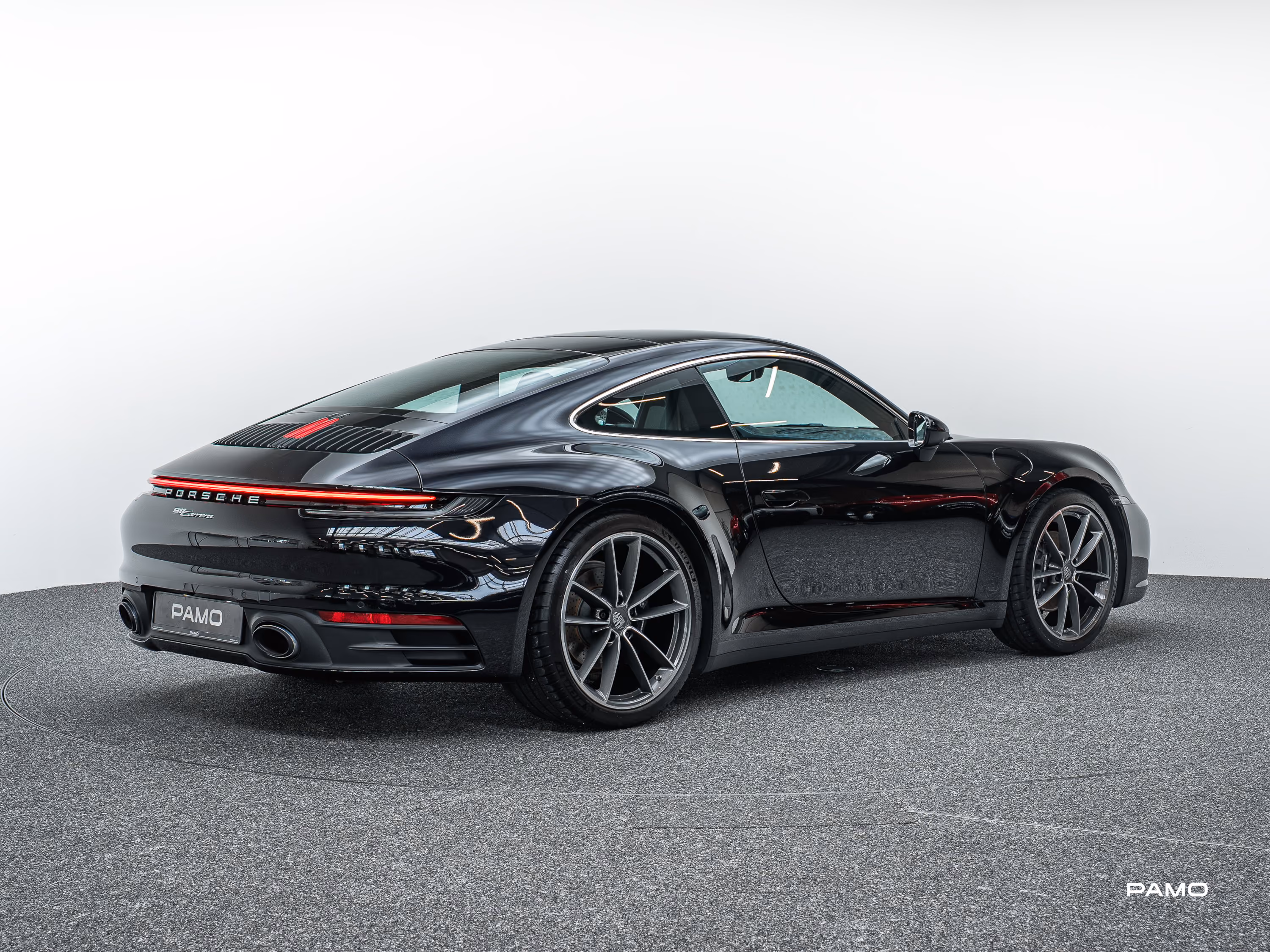 1504_Porsche_992_Carrera-7.jpg