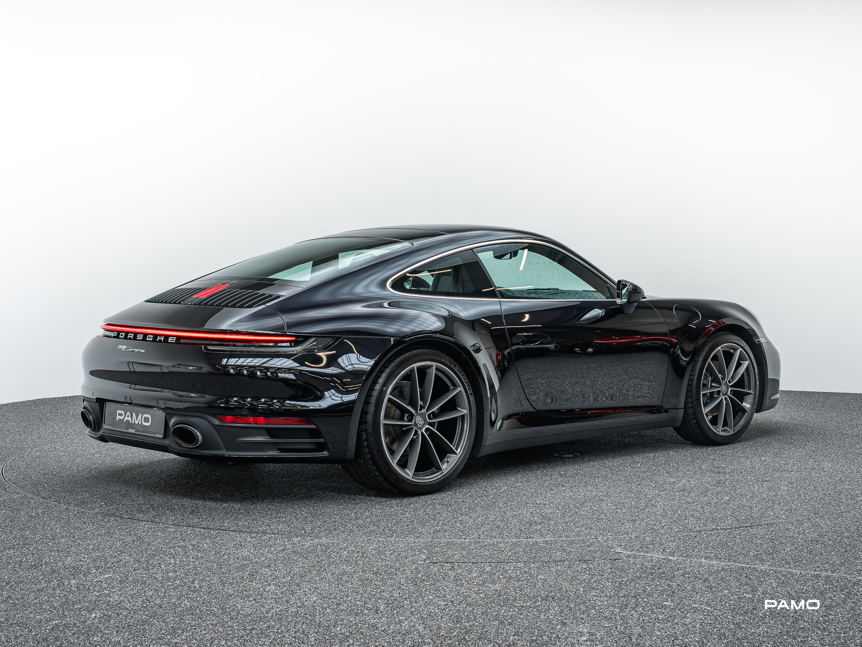 1504_Porsche_992_Carrera-7.jpg